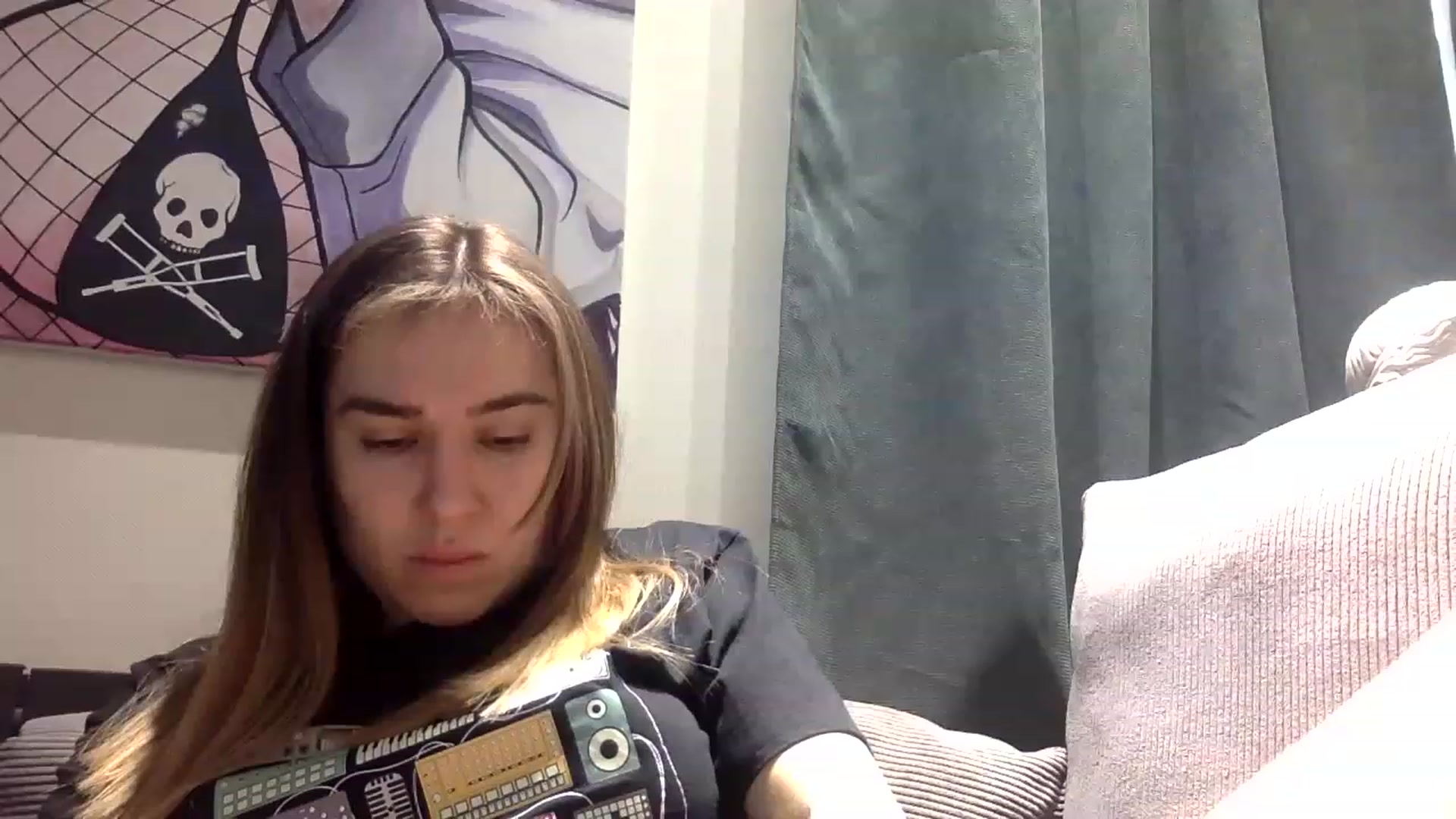 Gallery image thumbnail from EgoisticPuss's myfreecams stream on, 04/18/2023, 12:00 image 1 of 20