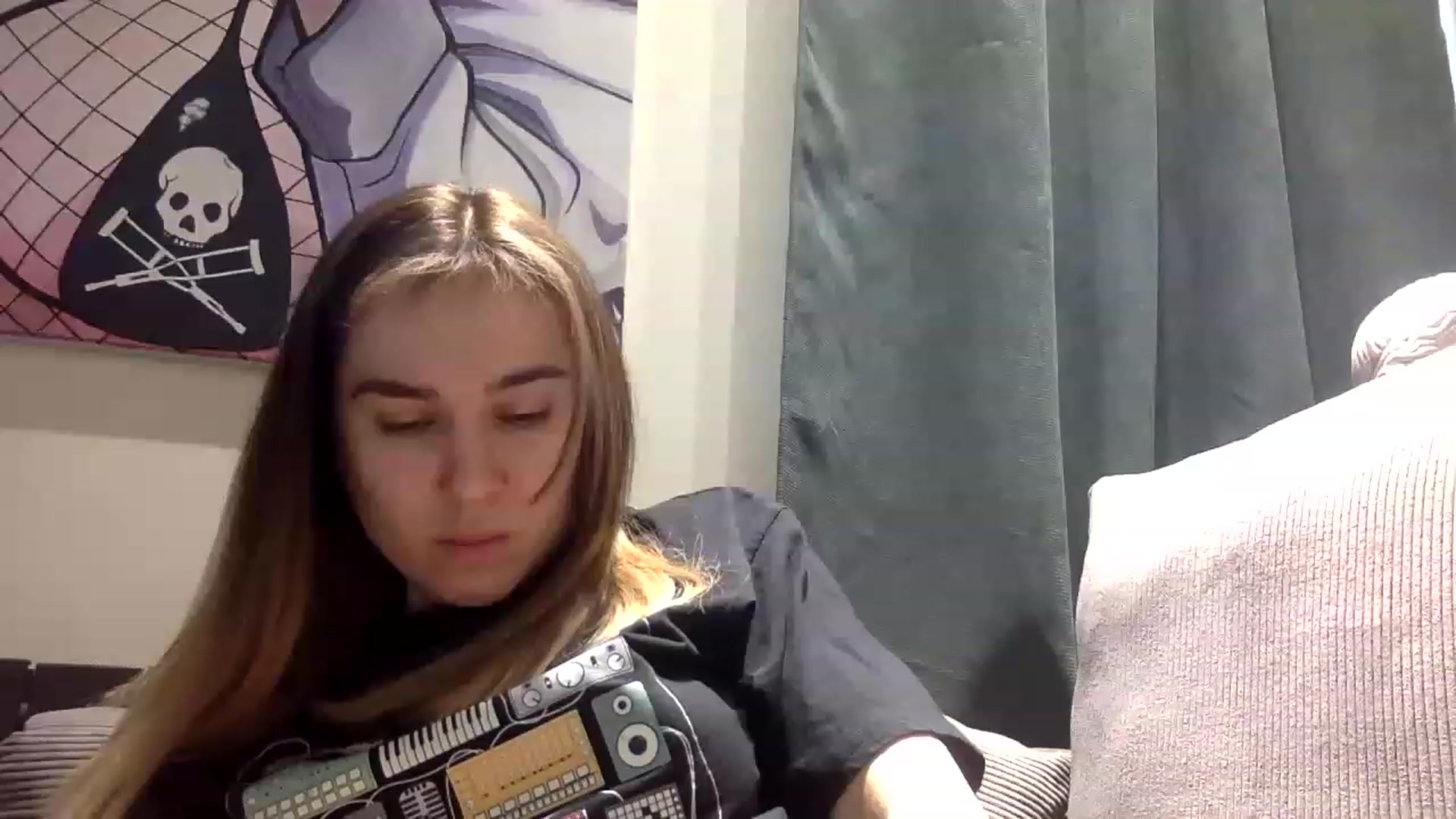 Gallery image thumbnail from EgoisticPuss's myfreecams stream on, 04/18/2023, 12:00 image 5 of 20
