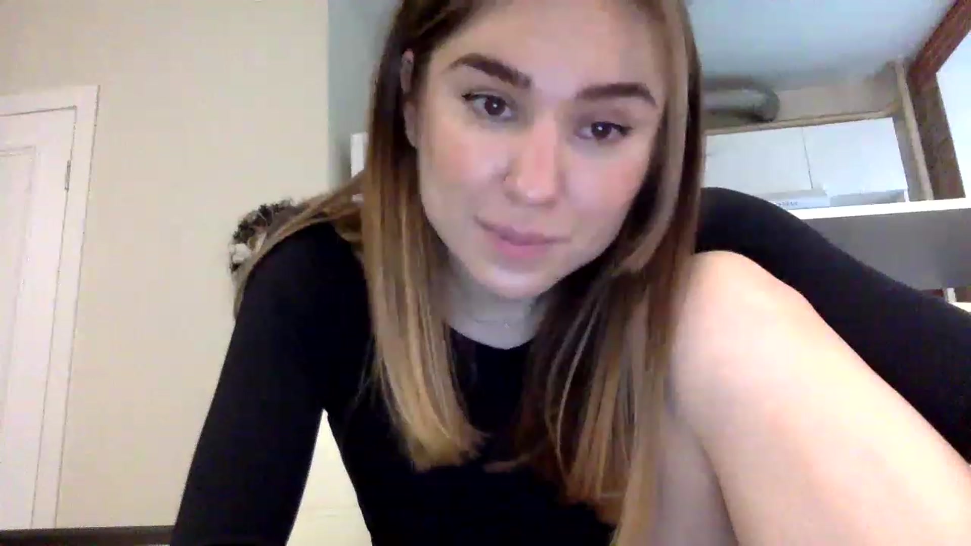 Gallery image thumbnail from EgoisticPuss's myfreecams stream on, 05/05/2023, 14:24 image 13 of 20