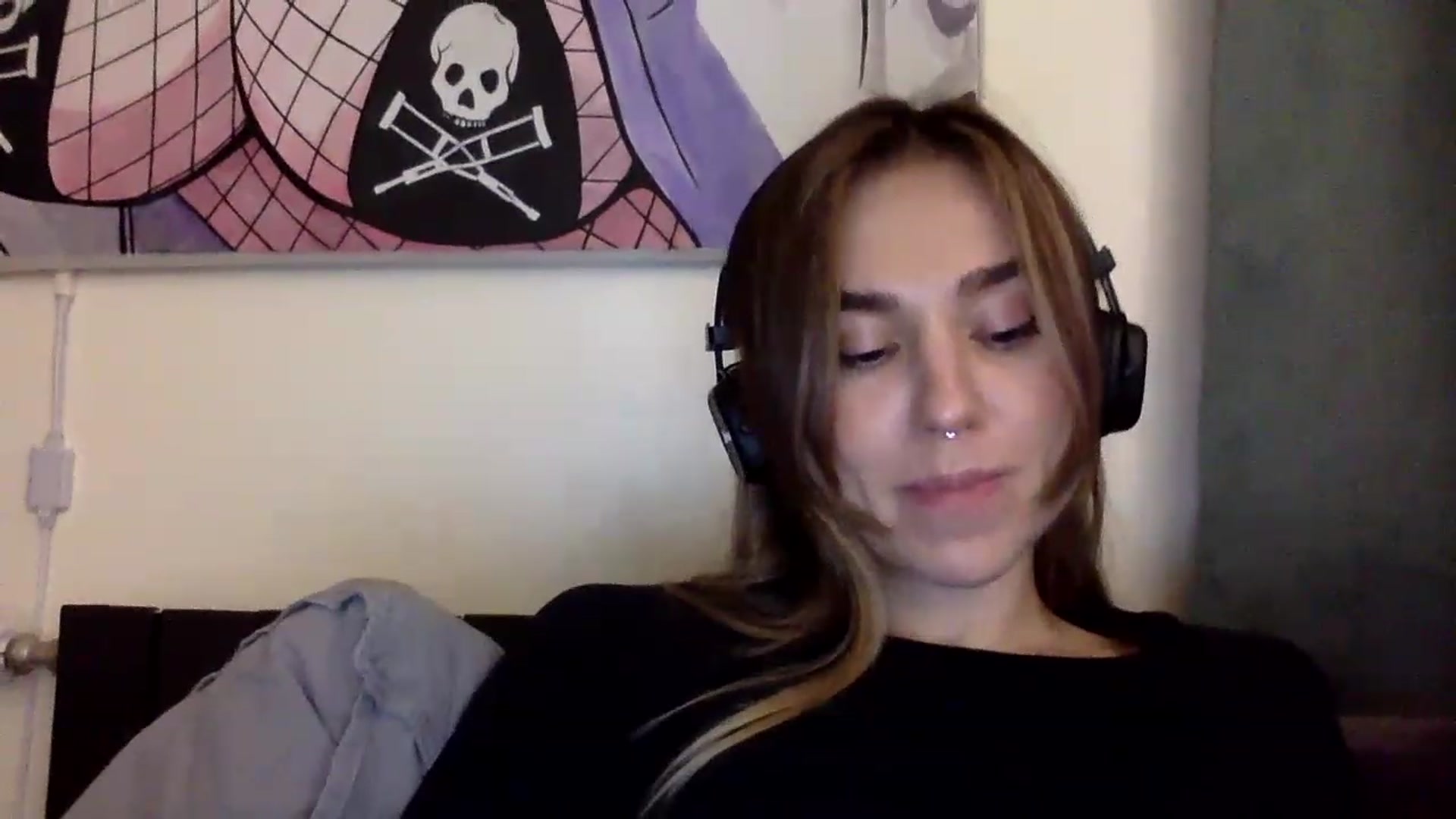 Gallery image thumbnail from EgoisticPuss's myfreecams stream on, 05/26/2023, 19:24 image 17 of 20