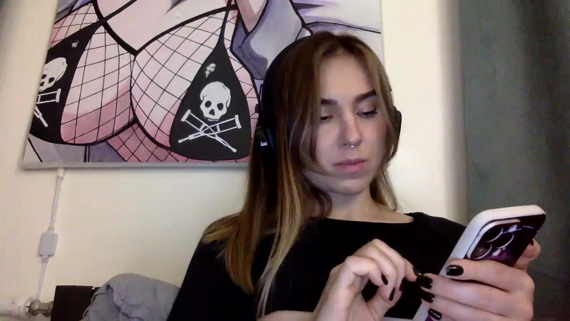 Gallery image thumbnail from EgoisticPuss's myfreecams stream on, 05/26/2023, 19:24 image 4 of 20