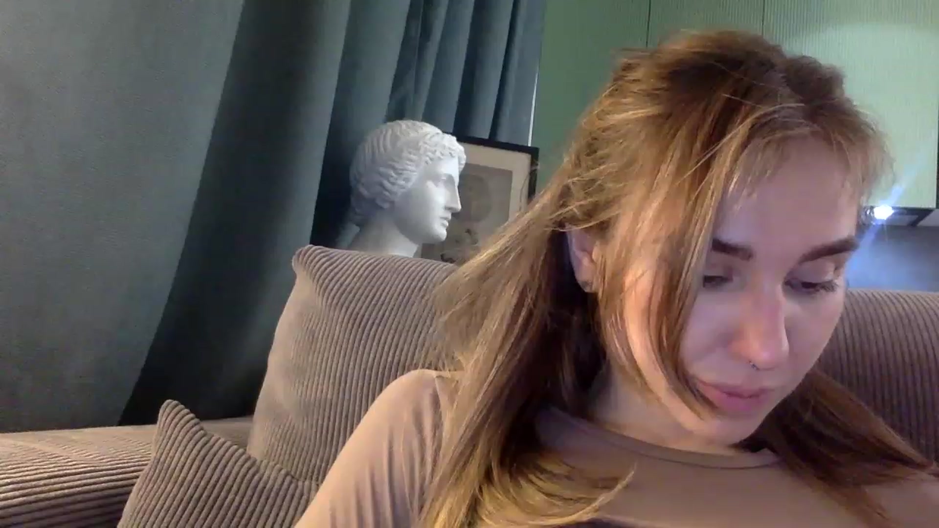 Gallery image thumbnail from EgoisticPuss's myfreecams stream on, 06/13/2023, 19:02 image 9 of 20
