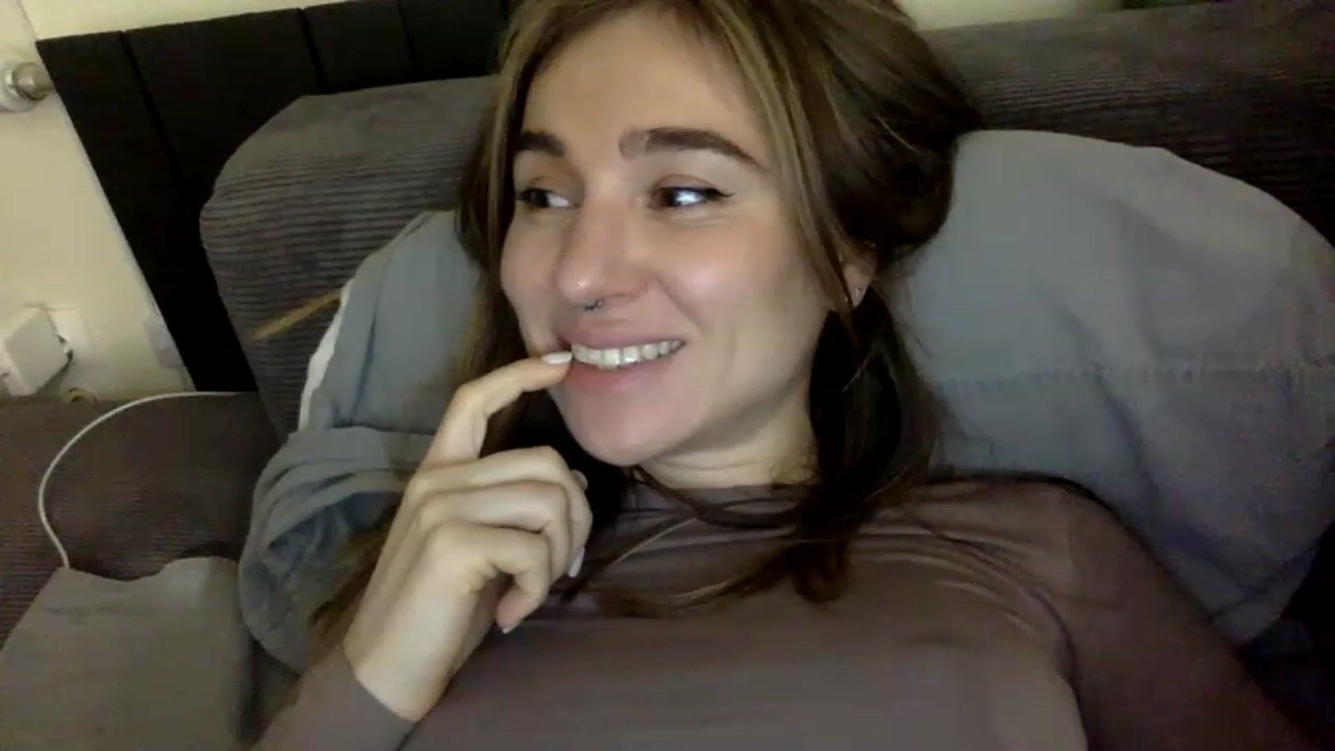 Gallery image thumbnail from EgoisticPuss's myfreecams stream on, 06/14/2023, 19:46 image 15 of 20