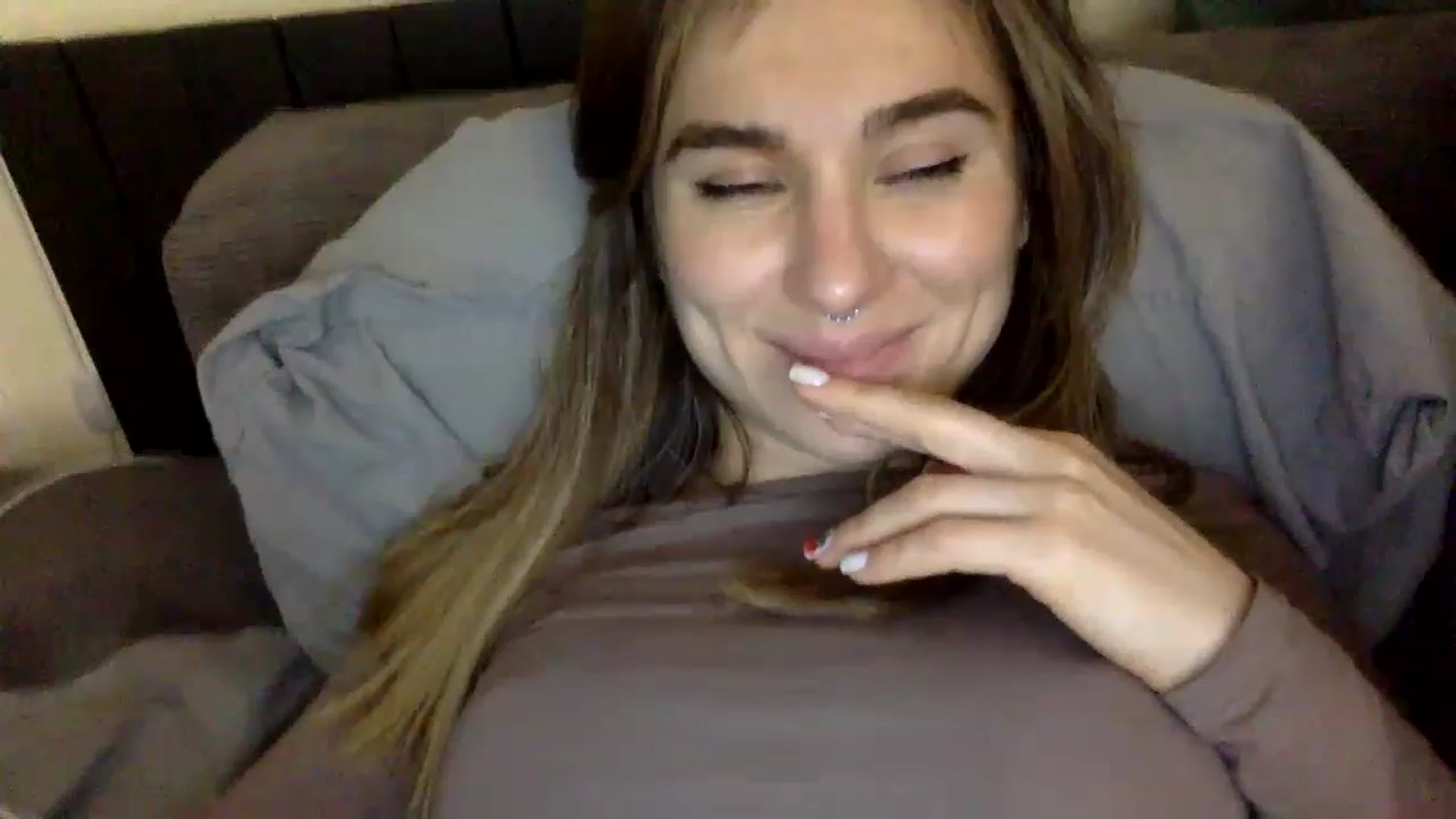 Gallery image thumbnail from EgoisticPuss's myfreecams stream on, 06/14/2023, 19:46 image 6 of 20