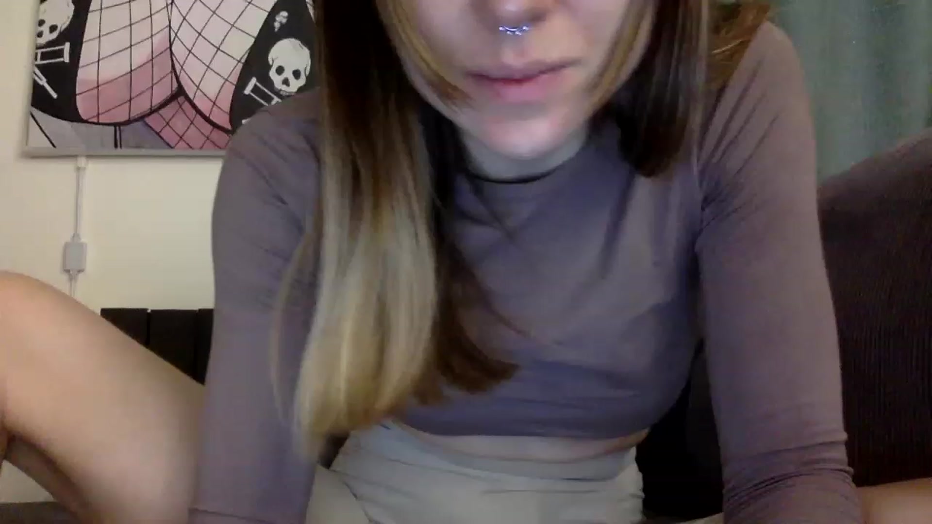 Gallery image thumbnail from EgoisticPuss's myfreecams stream on, 06/21/2023, 12:21 image 10 of 20