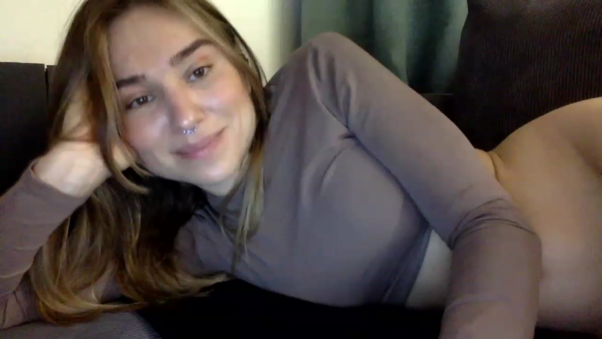 Gallery image thumbnail from EgoisticPuss's myfreecams stream on, 06/24/2023, 14:08 image 15 of 20