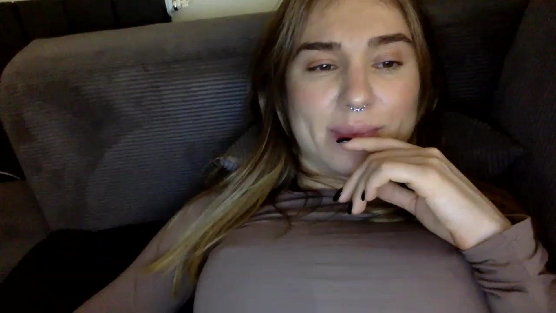 Gallery image thumbnail from EgoisticPuss's myfreecams stream on, 06/25/2023, 12:54 image 2 of 20