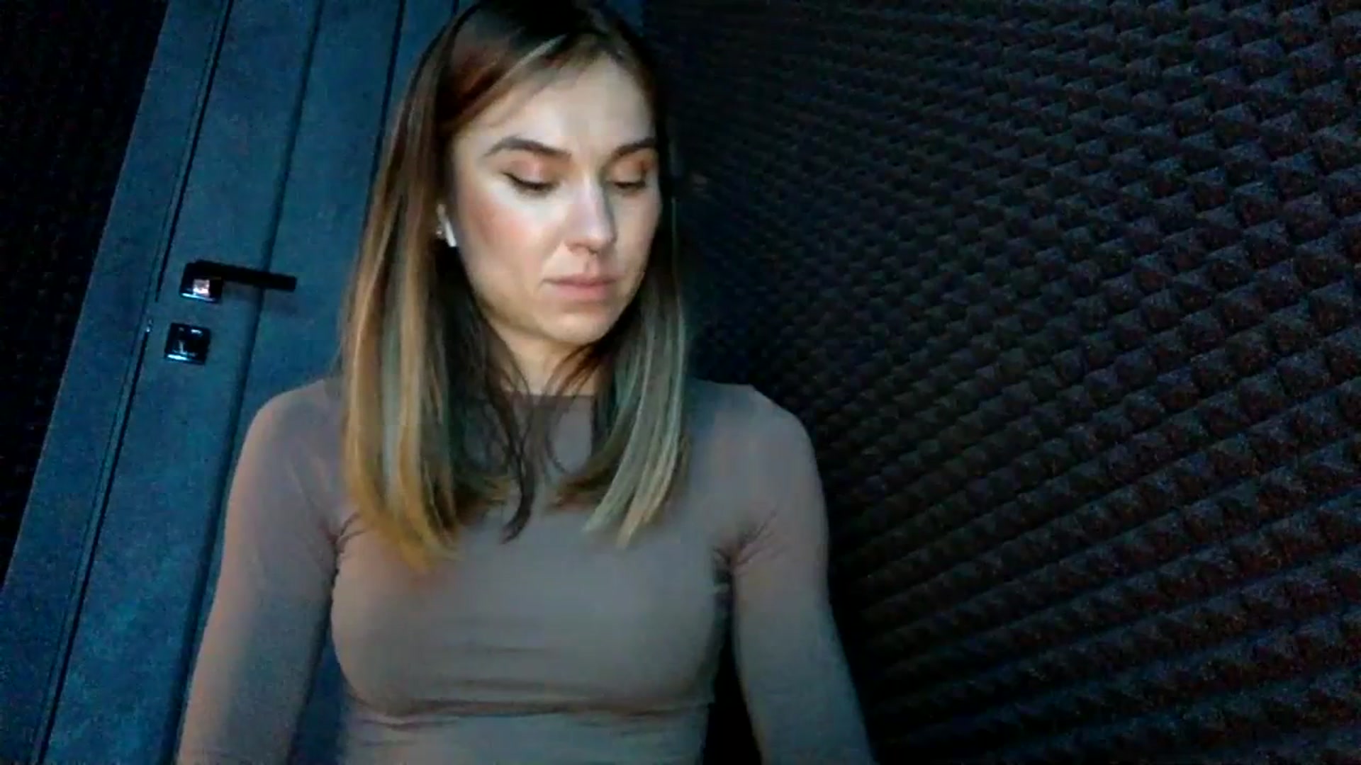 Gallery image thumbnail from EgoisticPuss's myfreecams stream on, 06/28/2023, 16:22 image 12 of 20