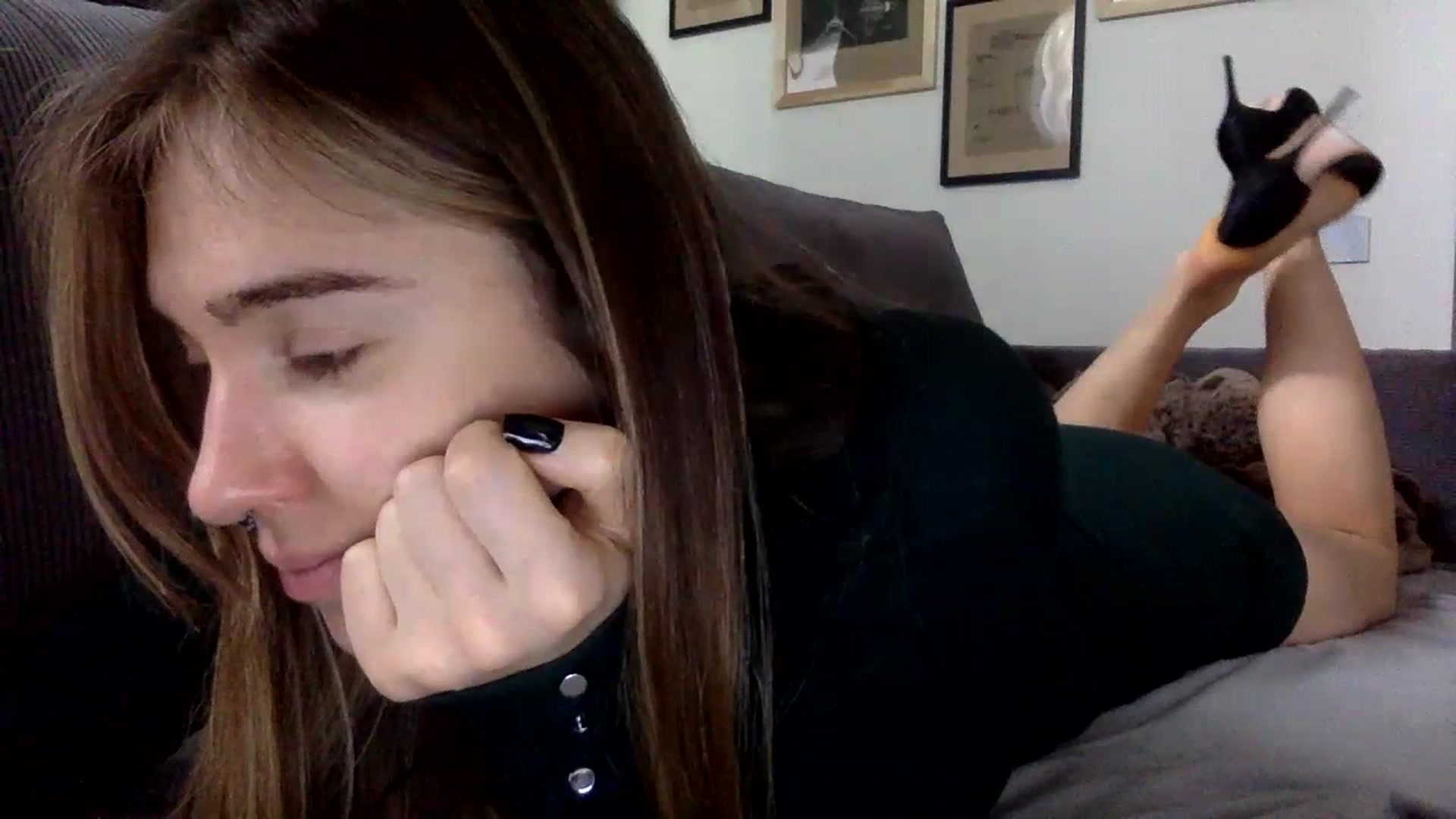 Gallery image thumbnail from EgoisticPuss's myfreecams stream on, 07/10/2023, 09:39 image 14 of 20