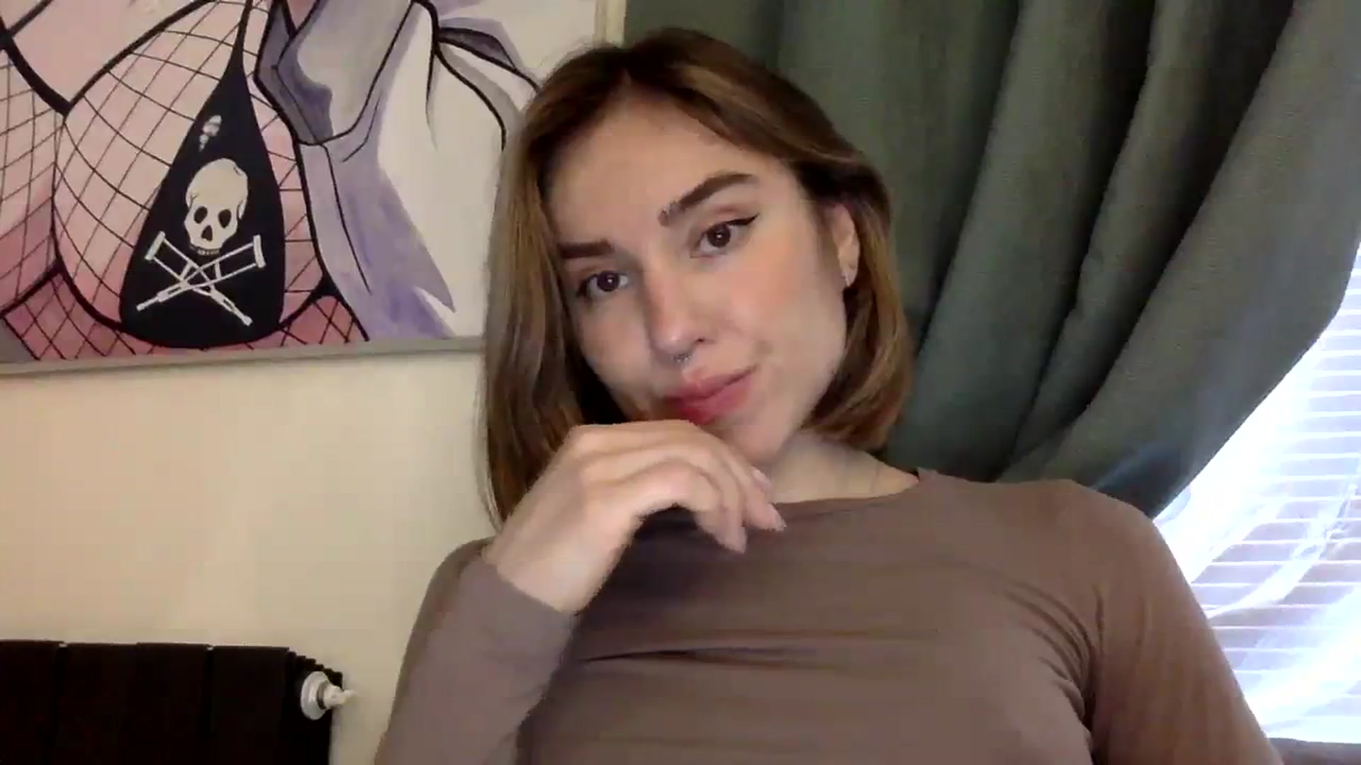 Gallery image thumbnail from EgoisticPuss's myfreecams stream on, 08/03/2023, 11:27 image 14 of 20