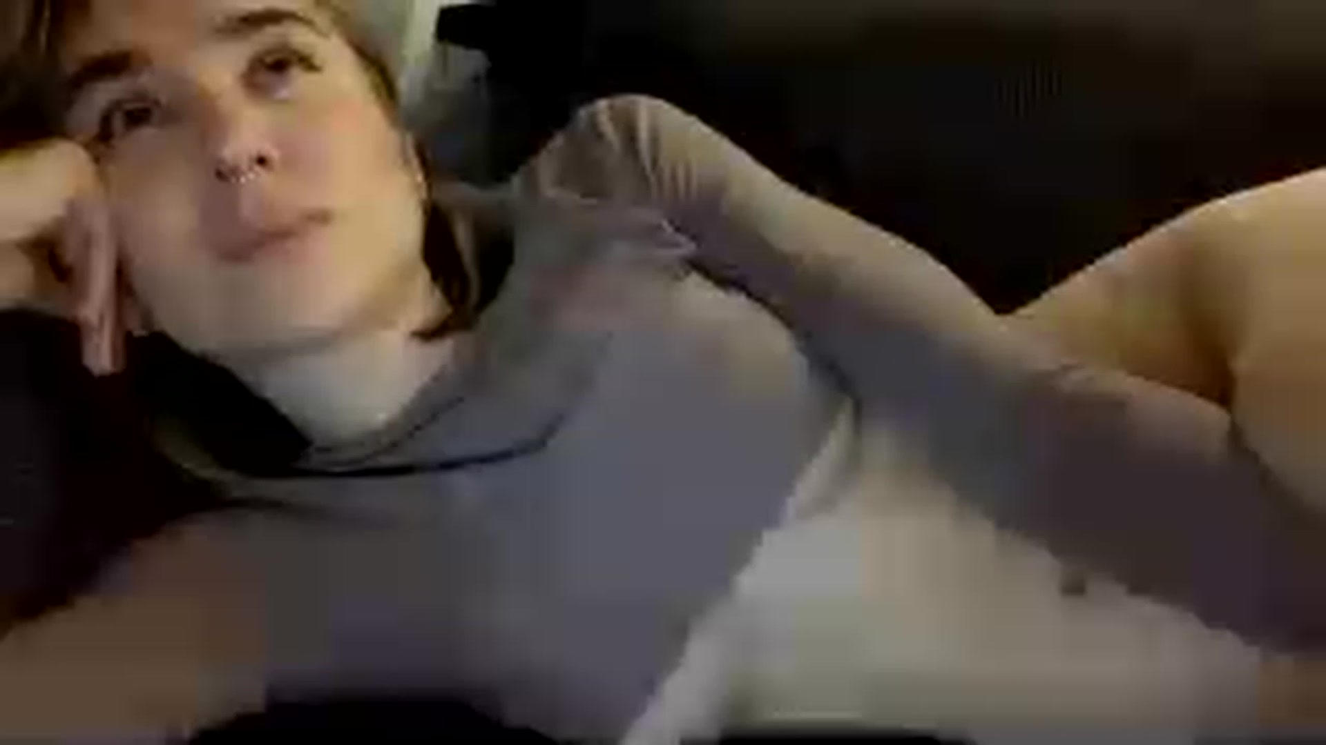 Gallery image thumbnail from EgoisticPuss's myfreecams stream on, 08/10/2023, 17:39 image 12 of 20