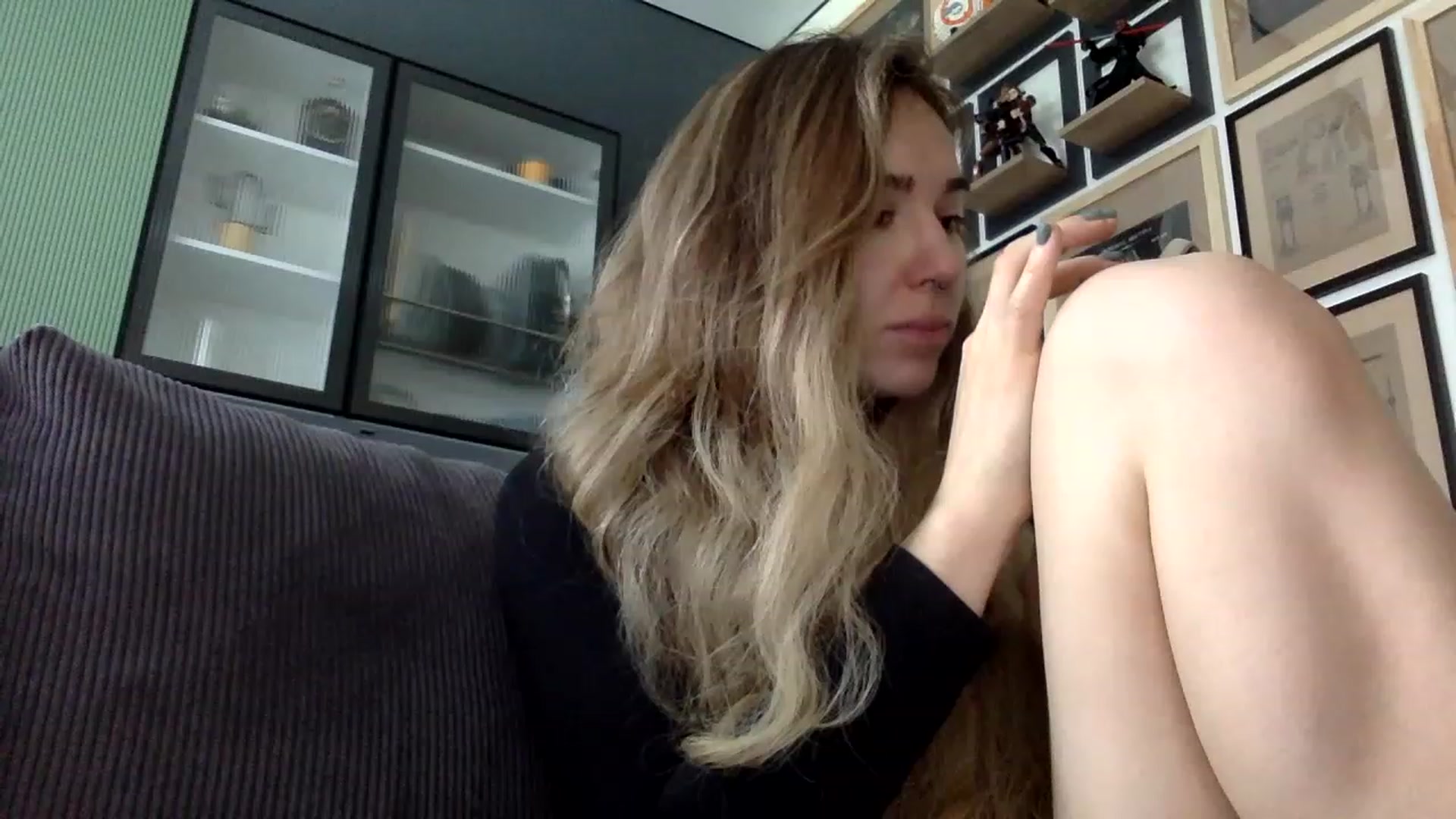 Gallery image thumbnail from EgoisticPuss's myfreecams stream on, 08/16/2023, 08:43 image 11 of 20