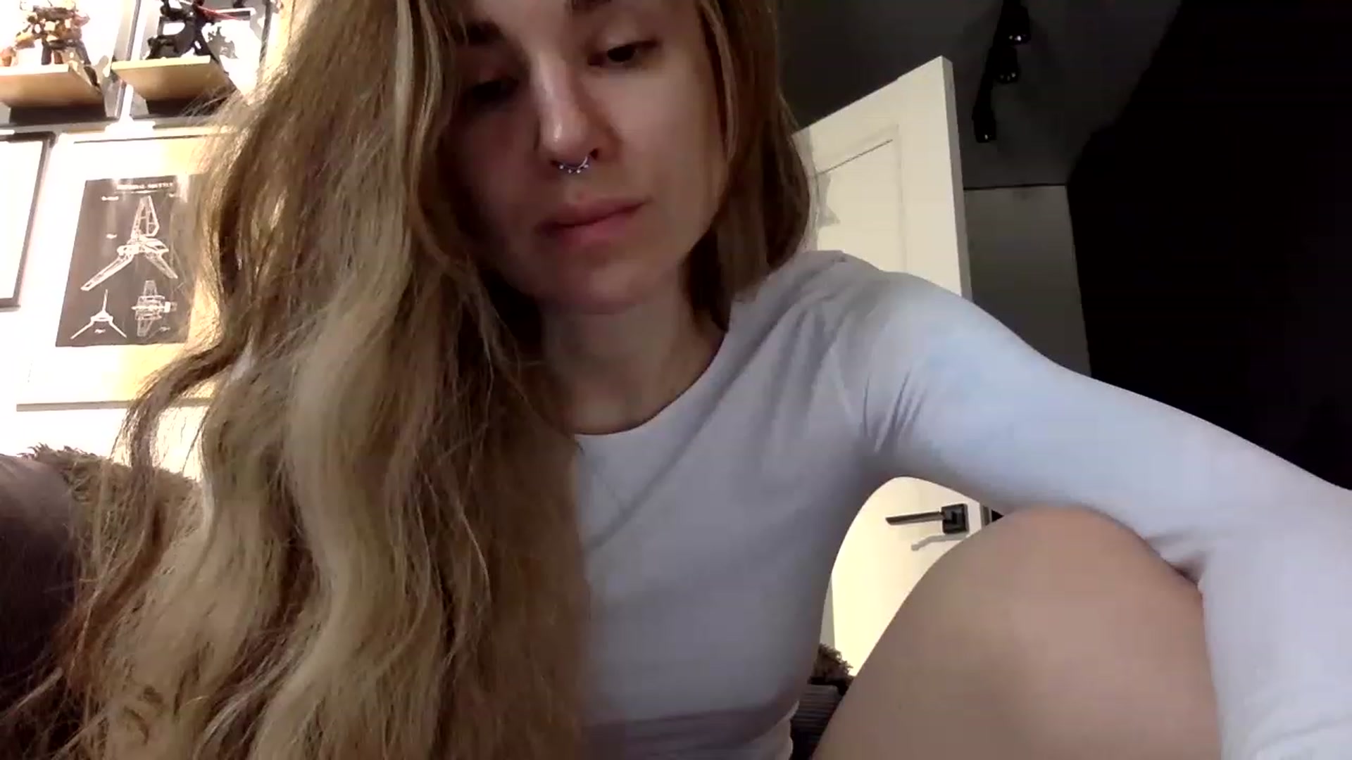 Gallery image thumbnail from EgoisticPuss's myfreecams stream on, 08/17/2023, 09:16 image 9 of 20