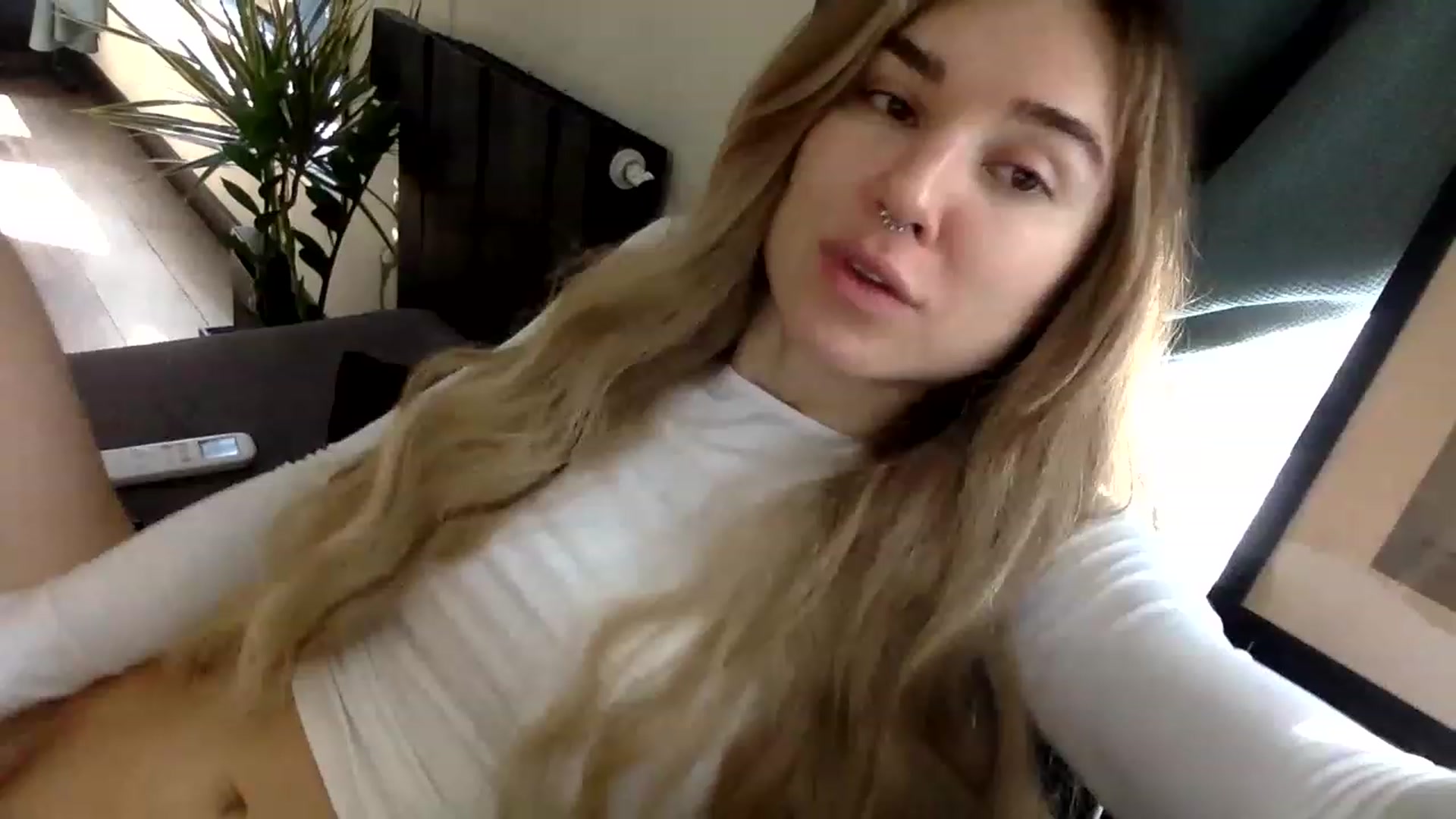 Gallery image thumbnail from EgoisticPuss's myfreecams stream on, 08/17/2023, 09:16 image 8 of 20