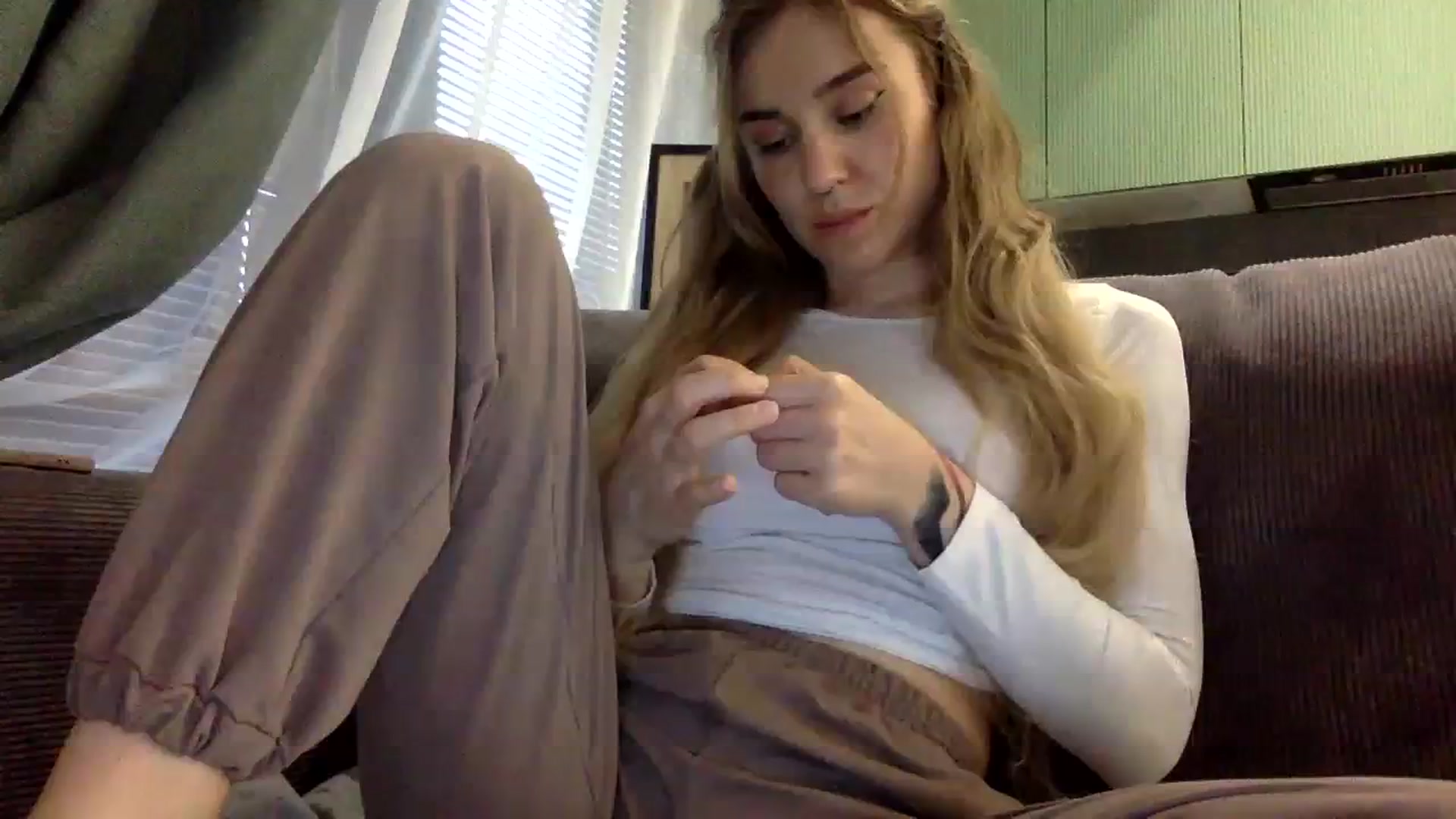 Gallery image thumbnail from EgoisticPuss's myfreecams stream on, 08/18/2023, 16:18 image 19 of 20