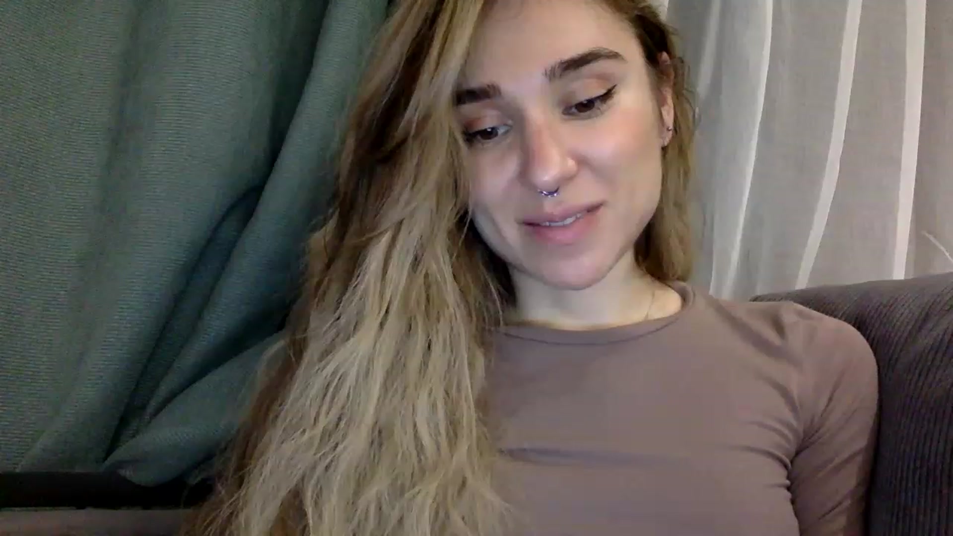 Gallery image thumbnail from EgoisticPuss's myfreecams stream on, 08/22/2023, 21:17 image 2 of 20