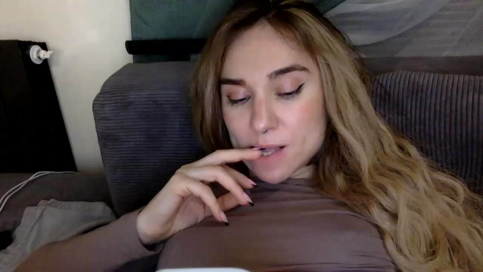 Gallery image thumbnail from EgoisticPuss's myfreecams stream on, 08/22/2023, 21:40 image 6 of 20