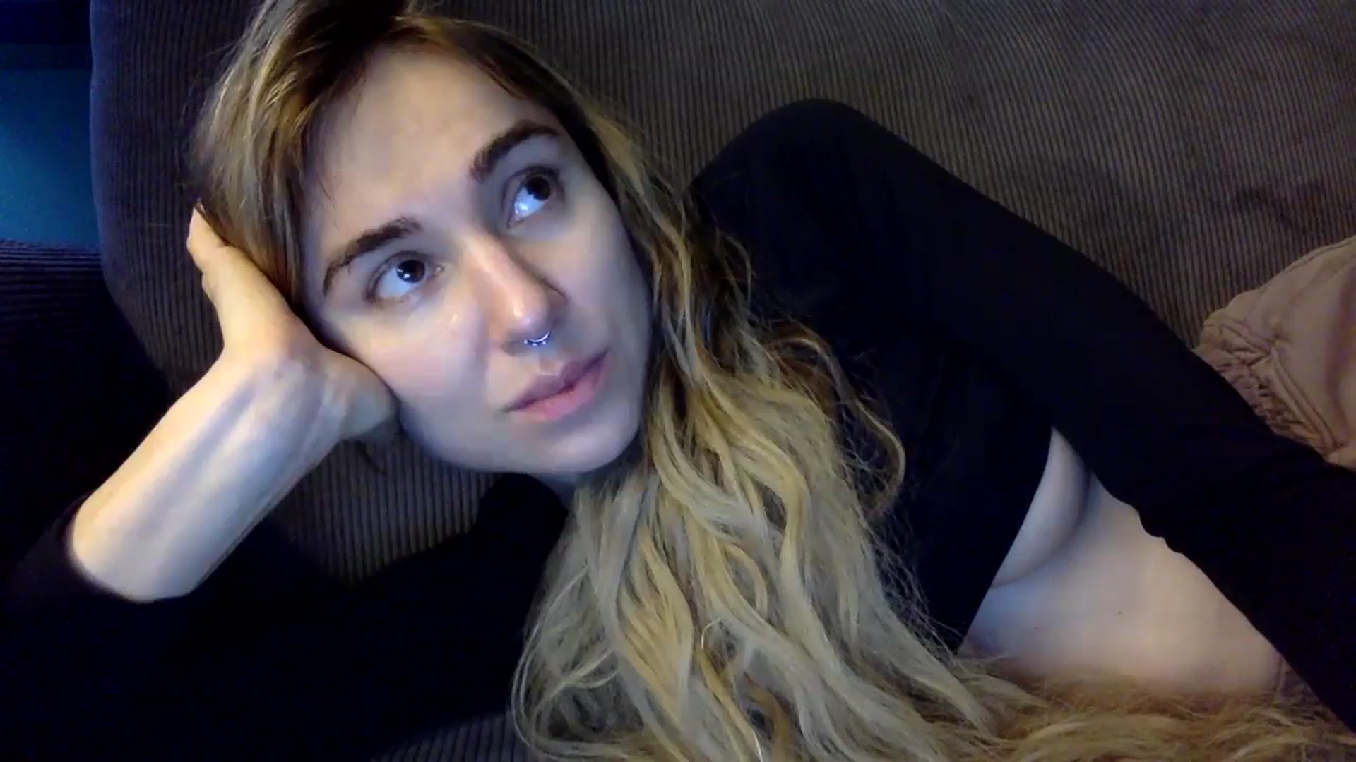 Gallery image thumbnail from EgoisticPuss's myfreecams stream on, 09/06/2023, 16:15 image 3 of 20