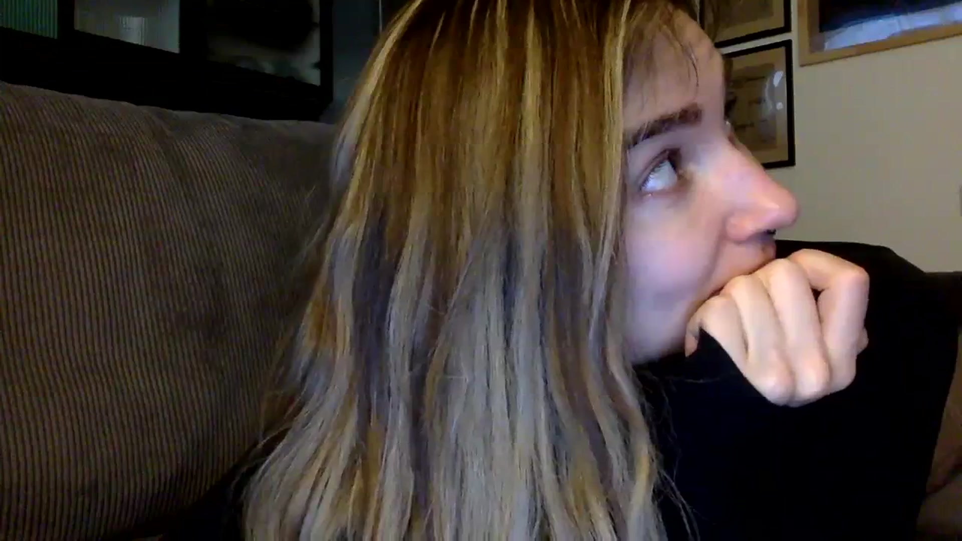 Gallery image thumbnail from EgoisticPuss's myfreecams stream on, 09/06/2023, 16:15 image 14 of 20