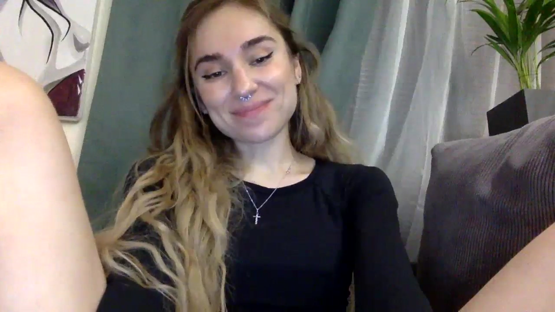 Gallery image thumbnail from EgoisticPuss's myfreecams stream on, 09/09/2023, 18:55 image 14 of 20