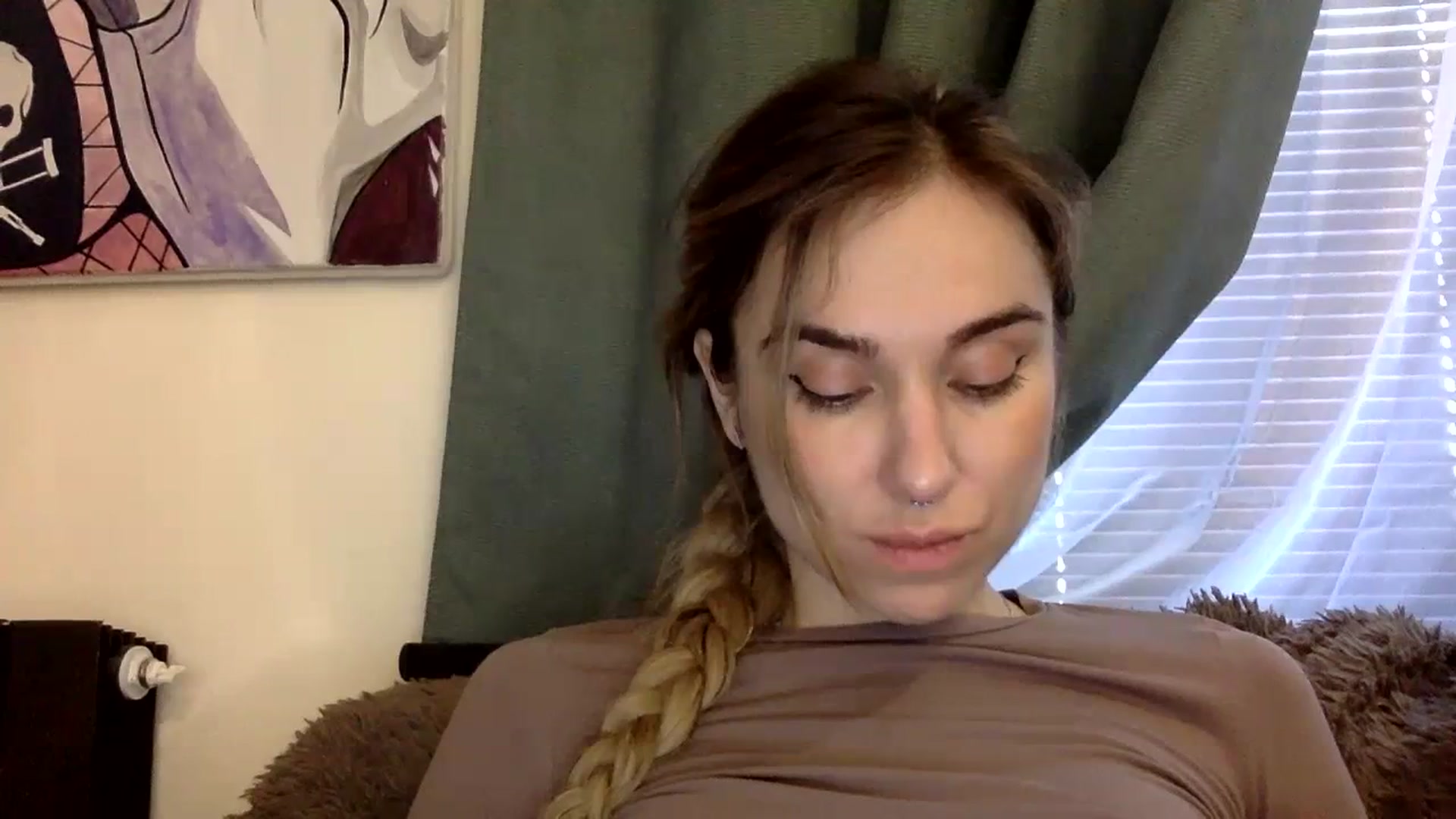 Gallery image thumbnail from EgoisticPuss's myfreecams stream on, 09/10/2023, 11:33 image 12 of 20