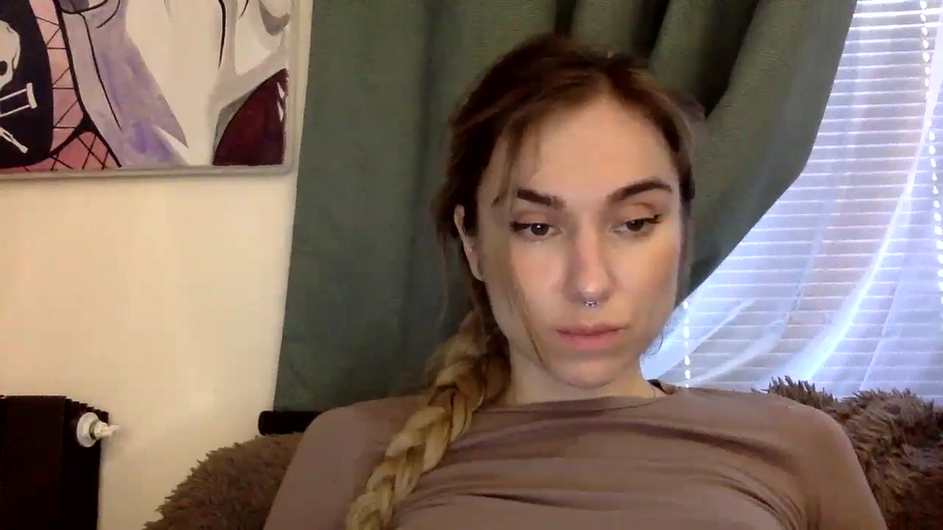 Gallery image thumbnail from EgoisticPuss's myfreecams stream on, 09/10/2023, 11:33 image 14 of 20