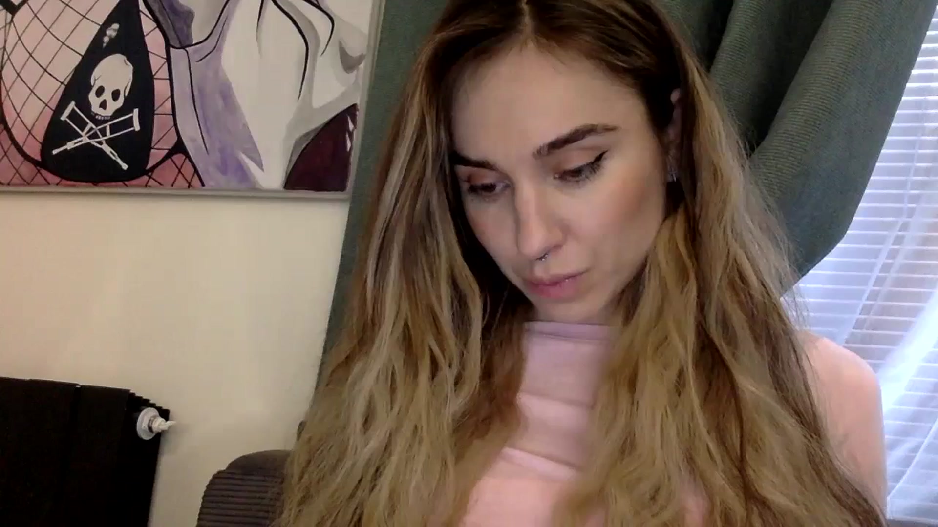 Gallery image thumbnail from EgoisticPuss's myfreecams stream on, 09/12/2023, 12:20 image 12 of 20