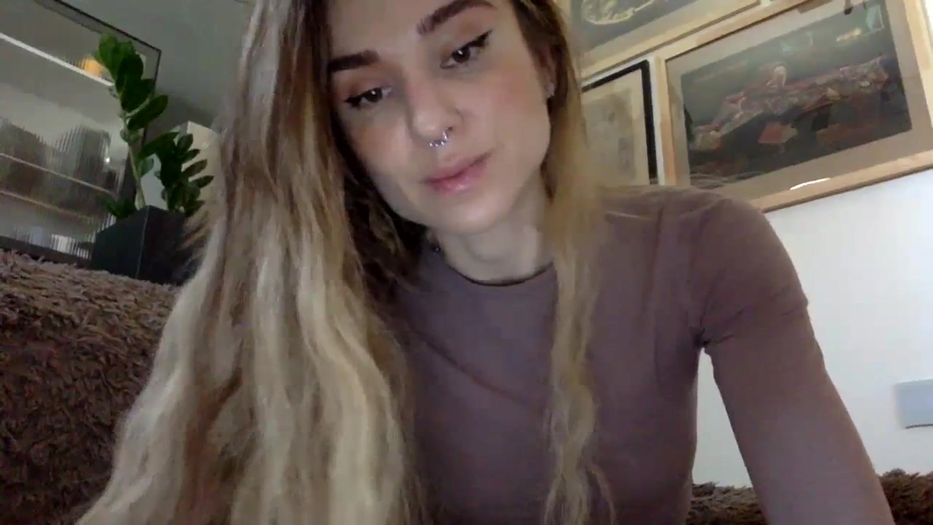 Gallery image thumbnail from EgoisticPuss's myfreecams stream on, 09/17/2023, 10:09 image 14 of 20