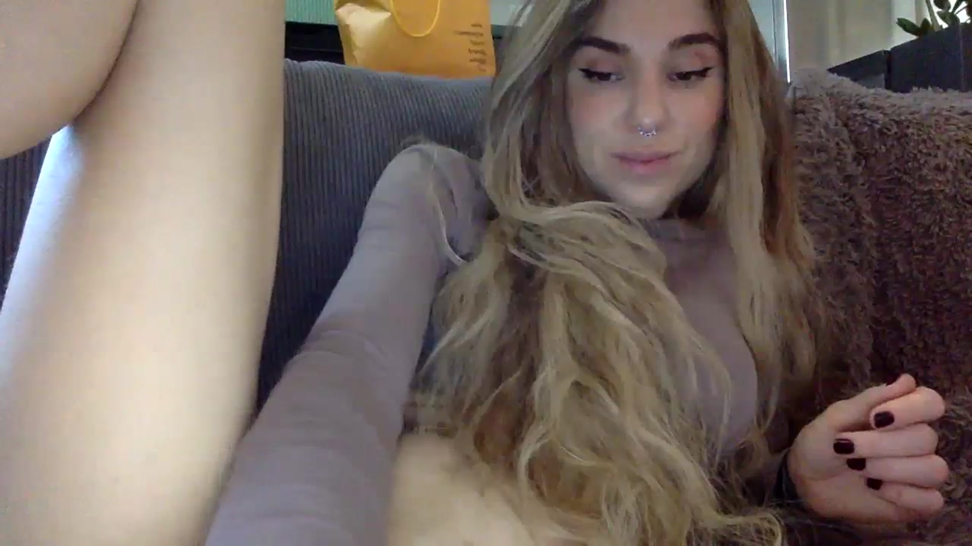 Gallery image thumbnail from EgoisticPuss's myfreecams stream on, 09/17/2023, 10:38 image 18 of 20