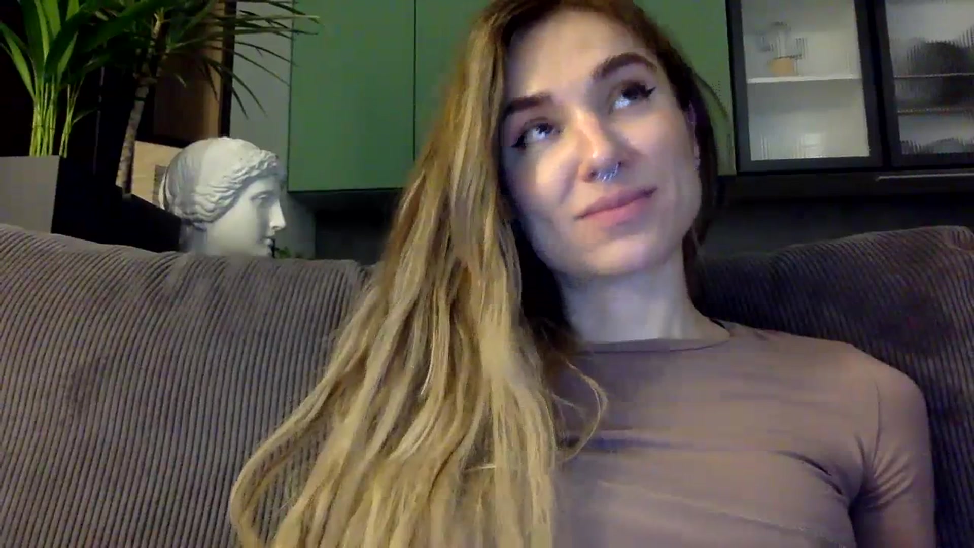 Gallery image thumbnail from EgoisticPuss's myfreecams stream on, 09/17/2023, 17:32 image 15 of 20