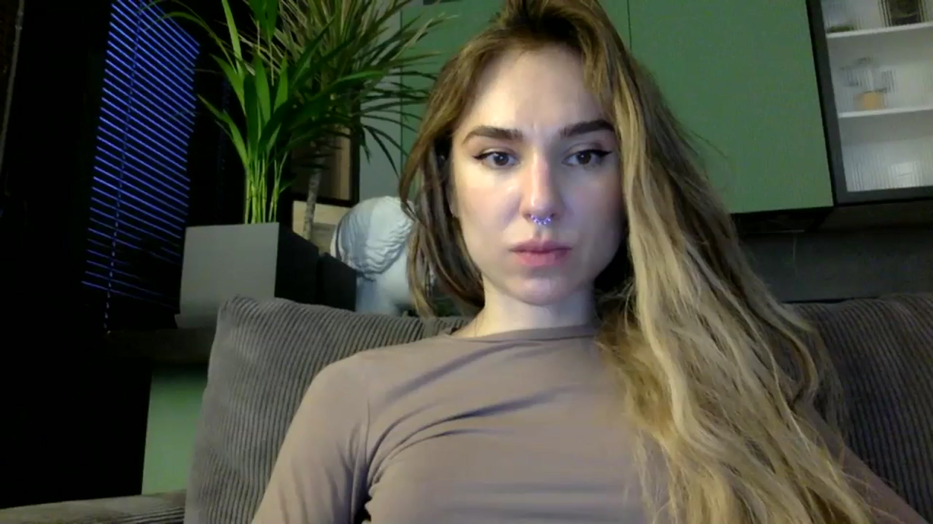 Gallery image thumbnail from EgoisticPuss's myfreecams stream on, 09/17/2023, 17:32 image 4 of 20