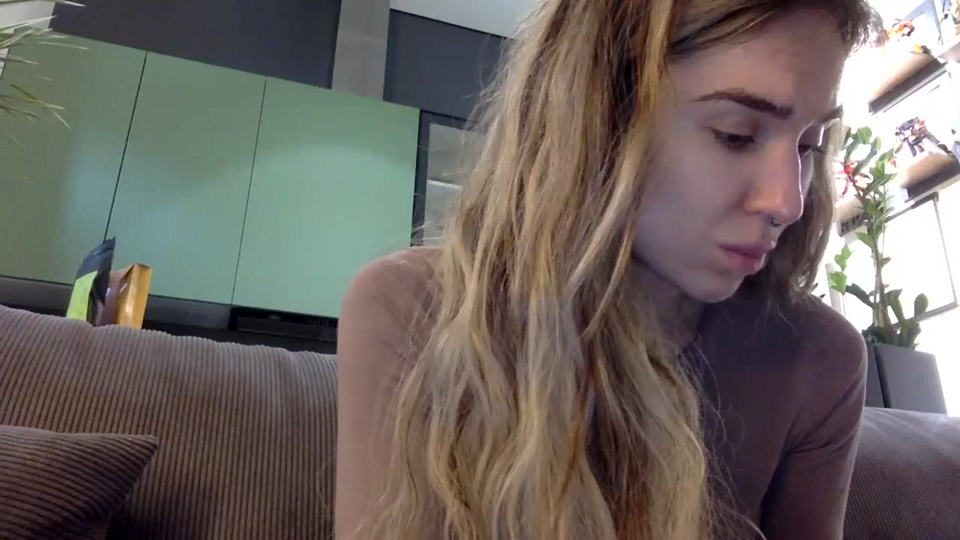 Gallery image thumbnail from EgoisticPuss's myfreecams stream on, 09/18/2023, 08:46 image 15 of 20