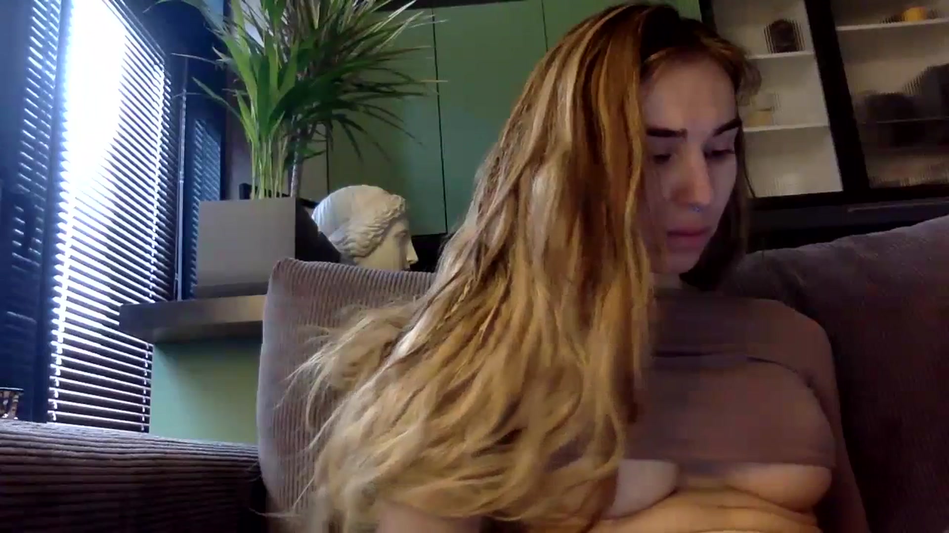 Gallery image thumbnail from EgoisticPuss's myfreecams stream on, 09/18/2023, 10:38 image 17 of 20