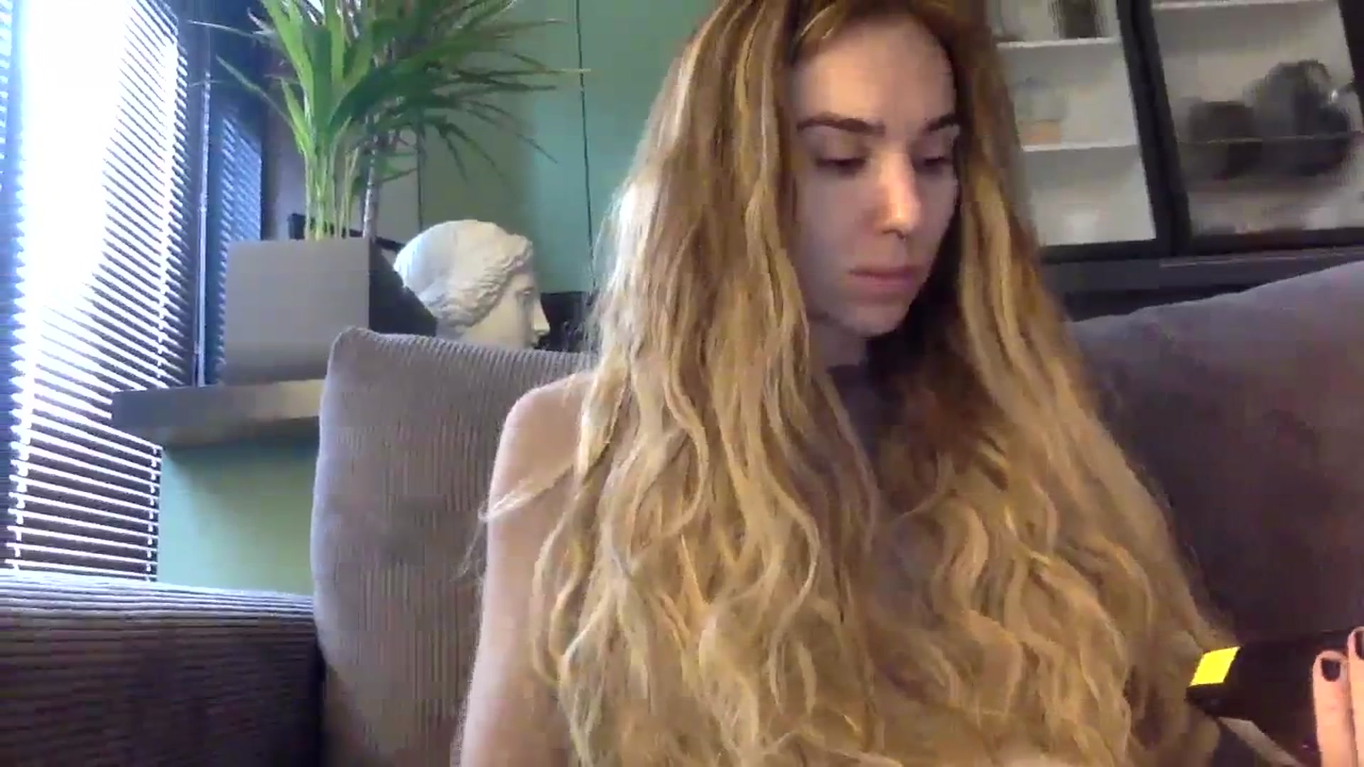 Gallery image thumbnail from EgoisticPuss's myfreecams stream on, 09/18/2023, 10:38 image 3 of 20