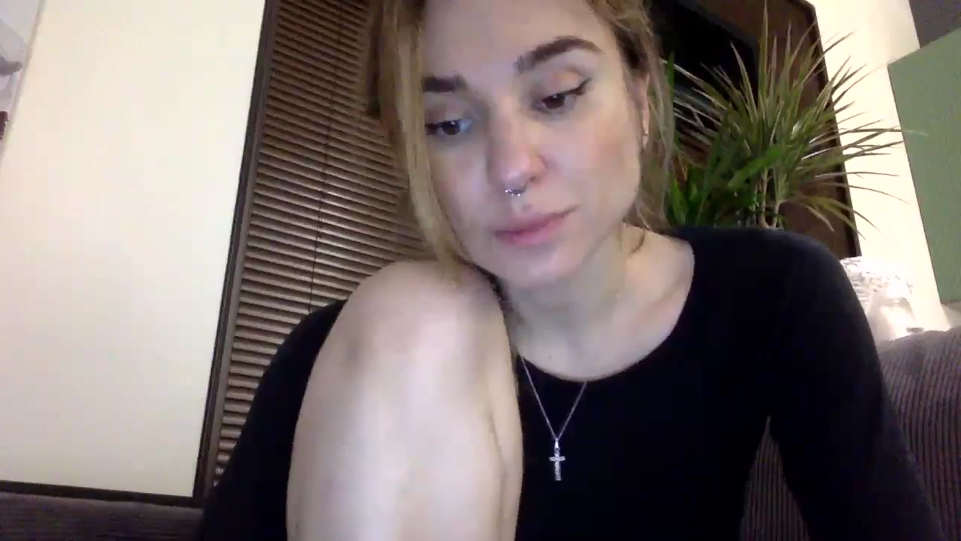 Gallery image thumbnail from EgoisticPuss's myfreecams stream on, 09/18/2023, 17:23 image 2 of 20