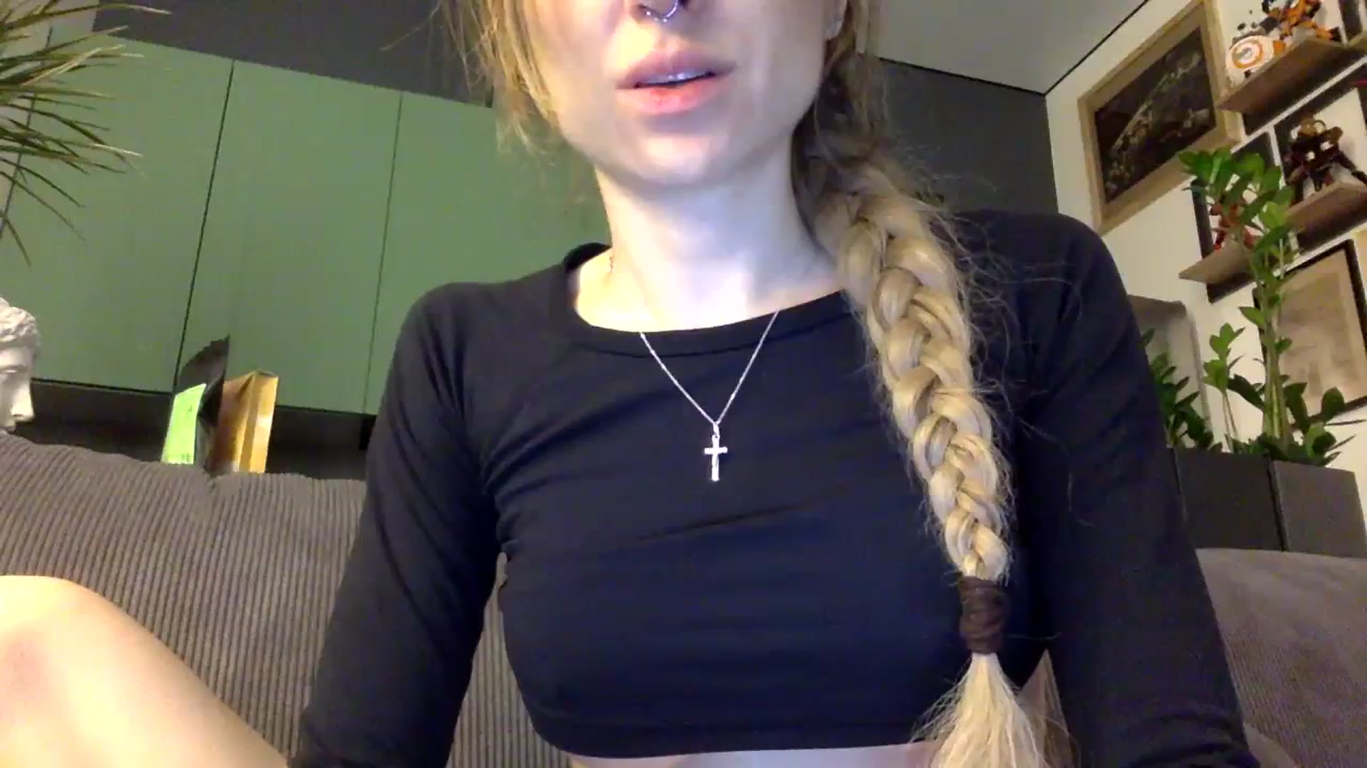 Gallery image thumbnail from EgoisticPuss's myfreecams stream on, 09/18/2023, 17:23 image 15 of 20