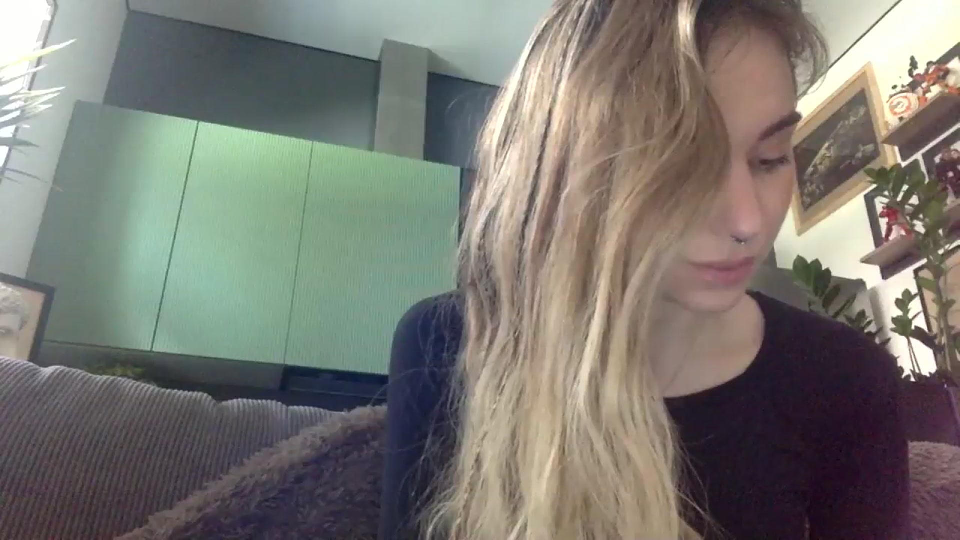 Gallery image thumbnail from EgoisticPuss's myfreecams stream on, 09/19/2023, 10:06 image 6 of 20