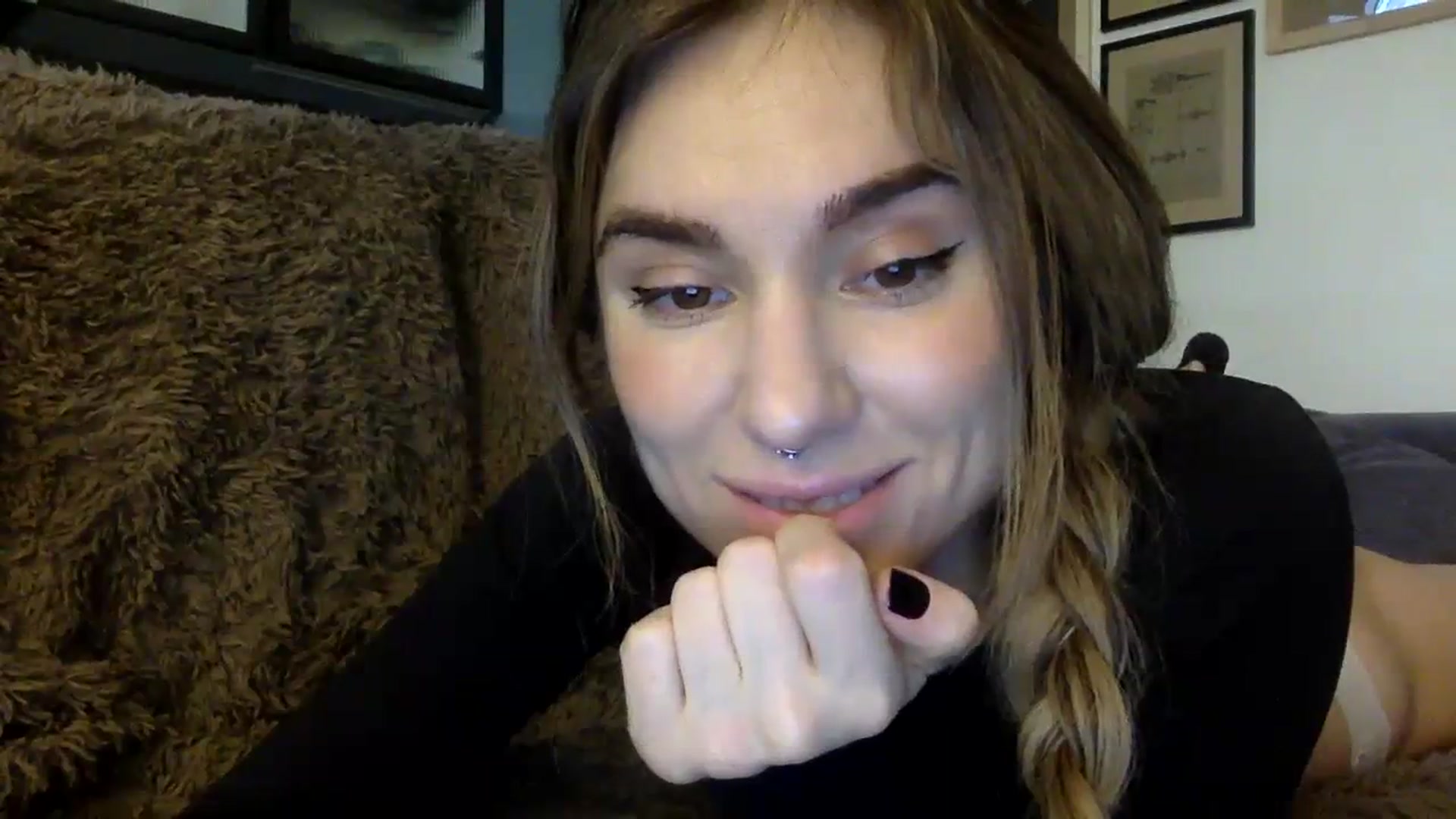 Gallery image thumbnail from EgoisticPuss's myfreecams stream on, 09/19/2023, 13:39 image 16 of 20