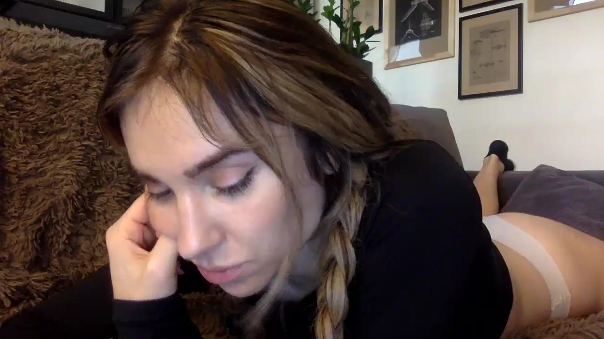 Gallery image thumbnail from EgoisticPuss's myfreecams stream on, 09/19/2023, 13:39 image 11 of 20
