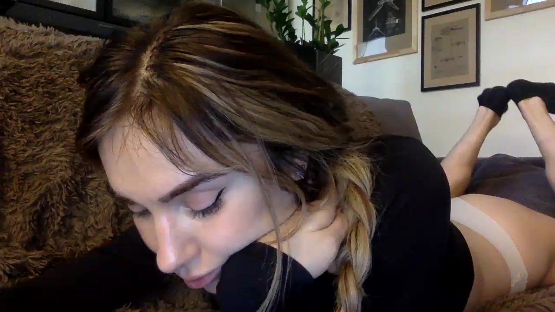 Gallery image thumbnail from EgoisticPuss's myfreecams stream on, 09/19/2023, 13:39 image 12 of 20