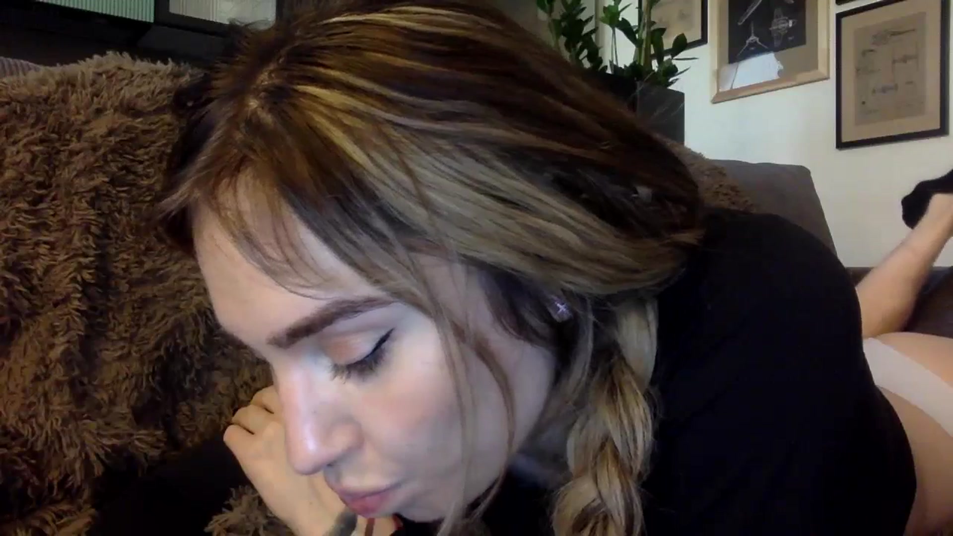 Gallery image thumbnail from EgoisticPuss's myfreecams stream on, 09/19/2023, 13:39 image 8 of 20