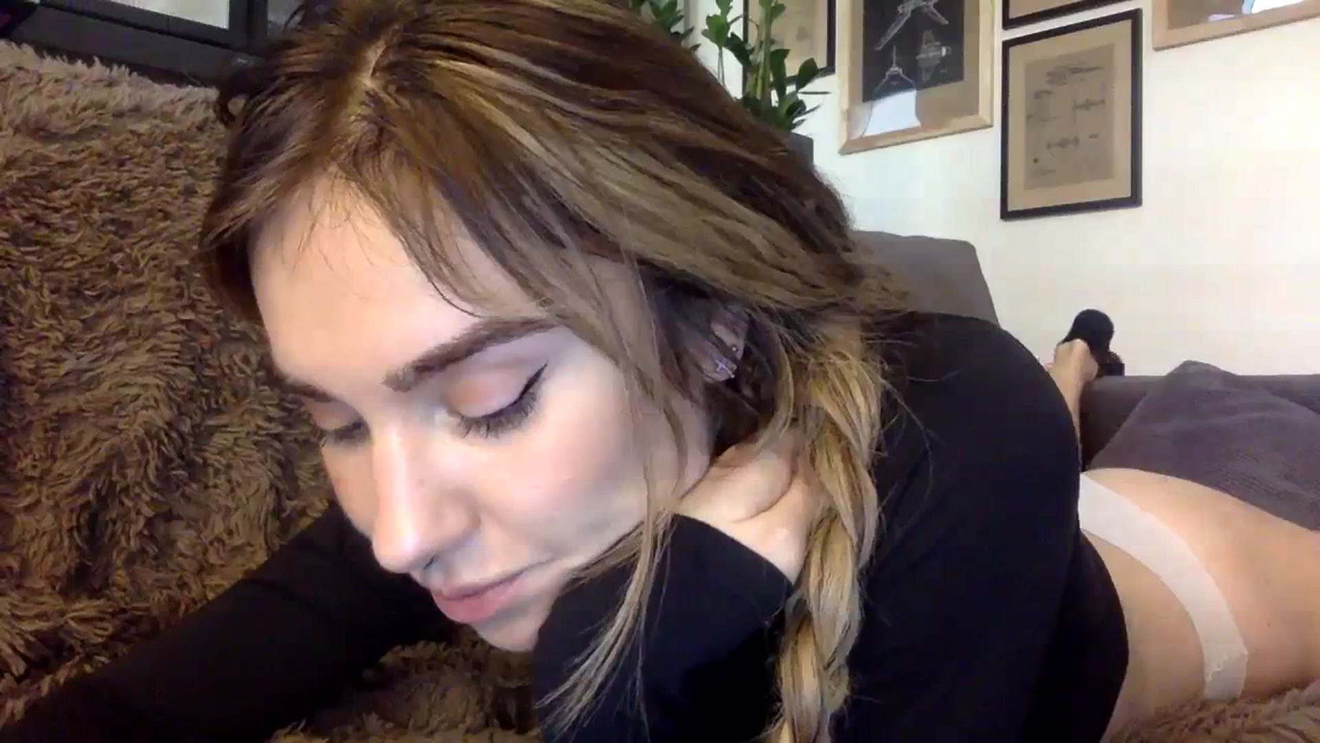 Gallery image thumbnail from EgoisticPuss's myfreecams stream on, 09/19/2023, 13:39 image 10 of 20