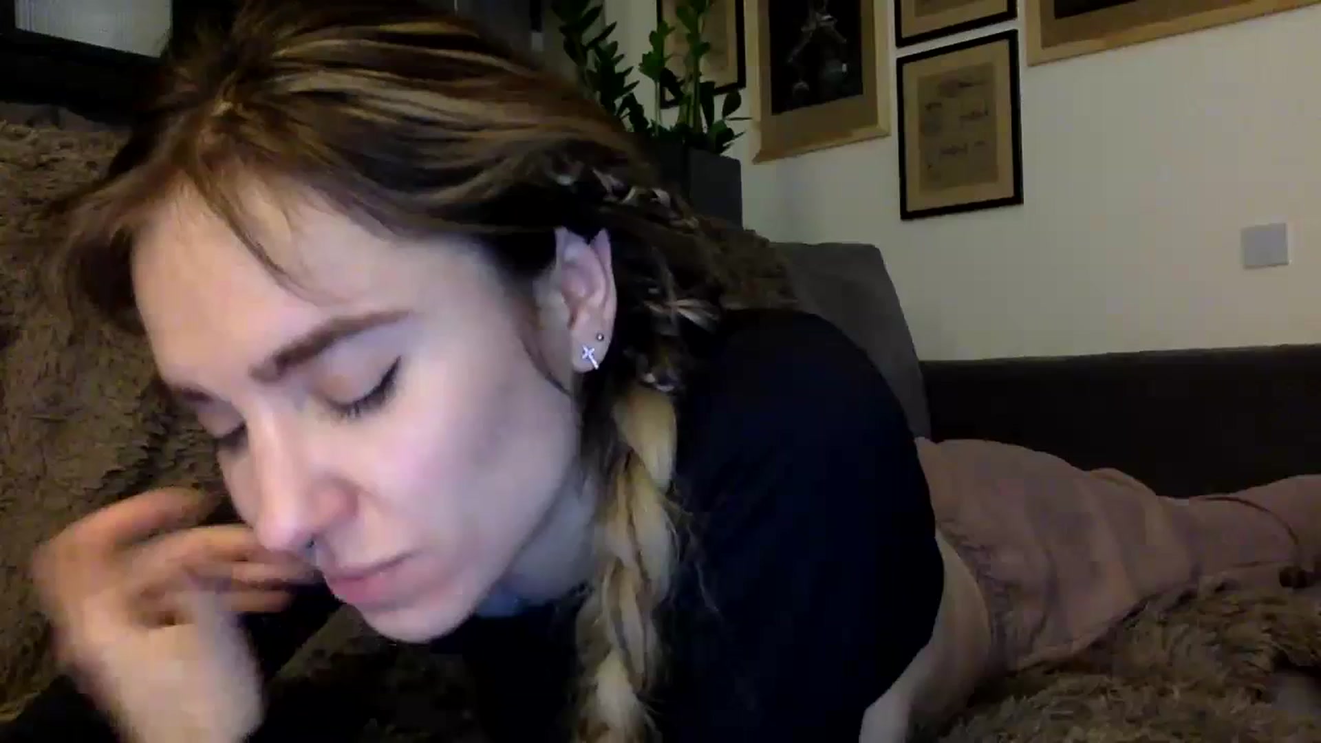 Gallery image thumbnail from EgoisticPuss's myfreecams stream on, 09/19/2023, 23:55 image 15 of 20