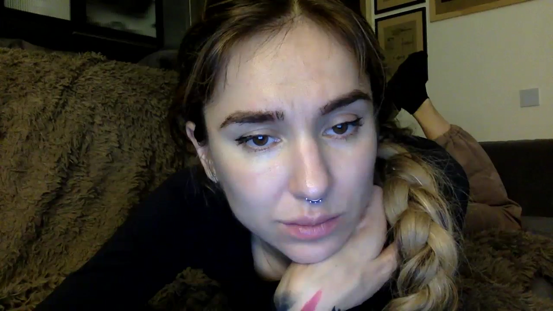Gallery image thumbnail from EgoisticPuss's myfreecams stream on, 09/19/2023, 23:55 image 16 of 20