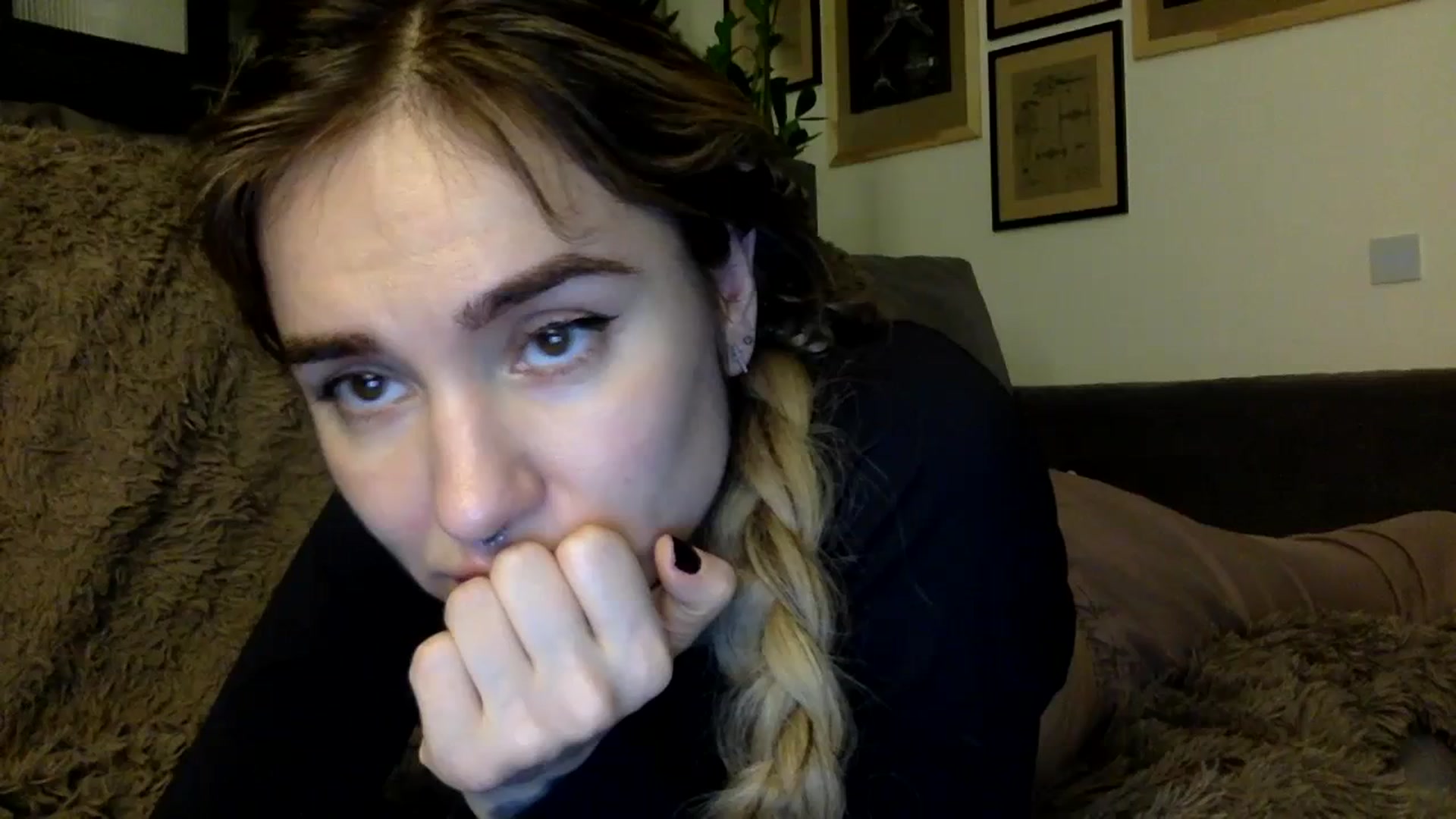 Gallery image thumbnail from EgoisticPuss's myfreecams stream on, 09/19/2023, 23:55 image 17 of 20