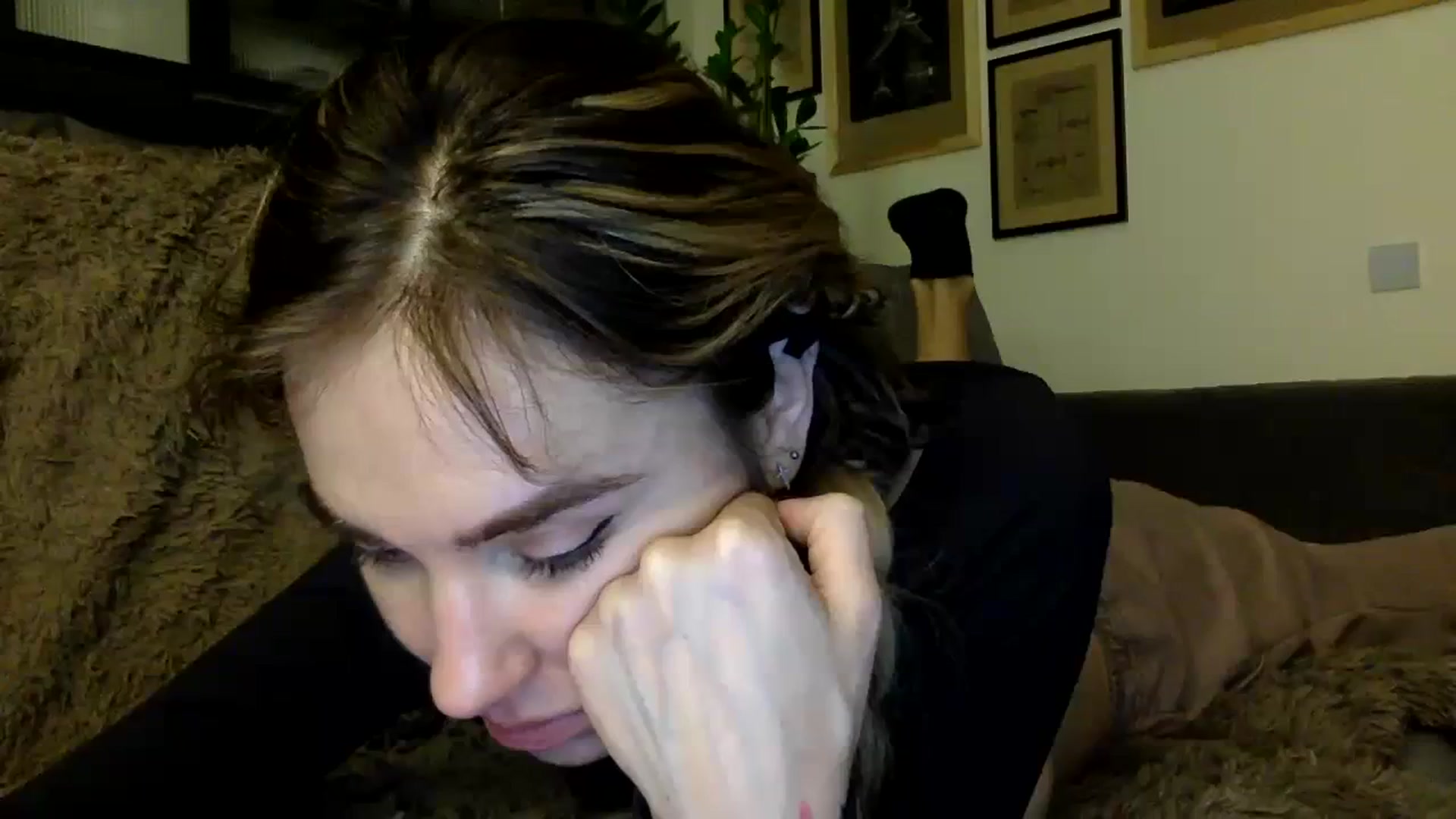 Gallery image thumbnail from EgoisticPuss's myfreecams stream on, 09/19/2023, 23:55 image 10 of 20