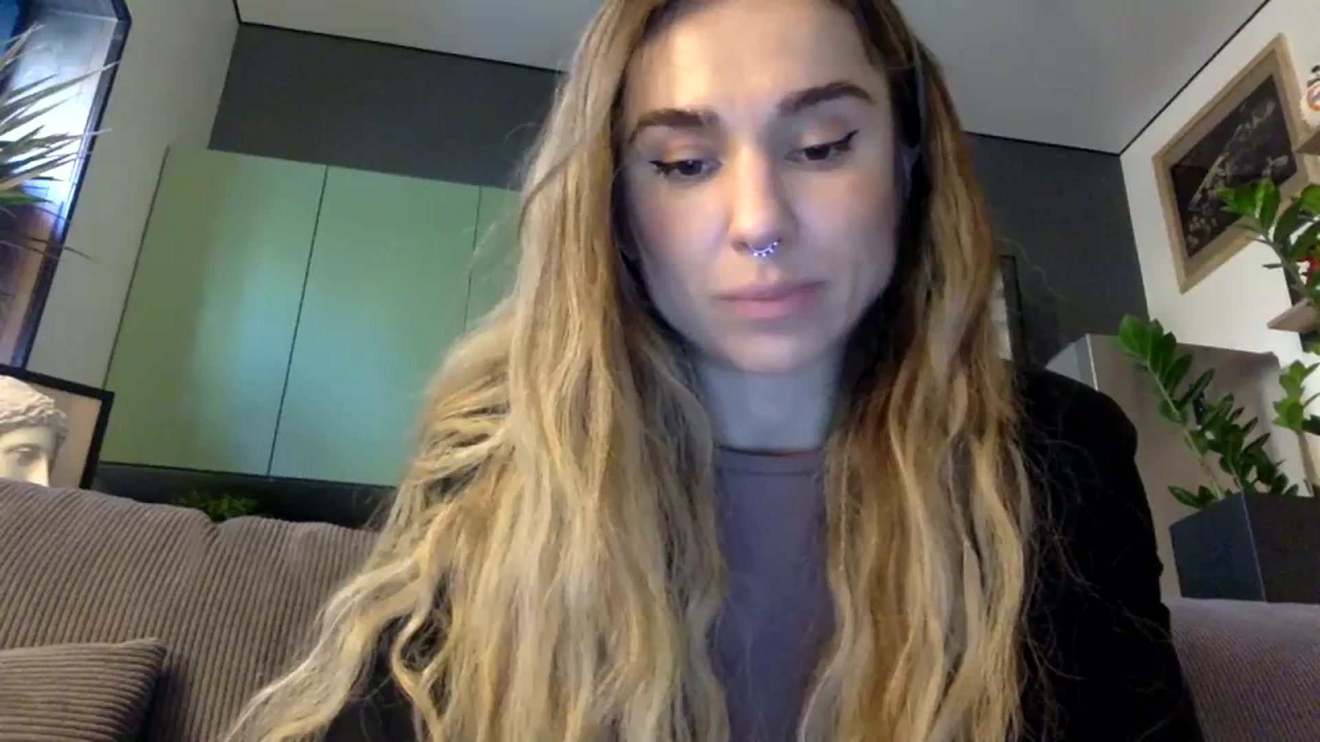 Gallery image thumbnail from EgoisticPuss's myfreecams stream on, 09/20/2023, 15:11 image 8 of 20