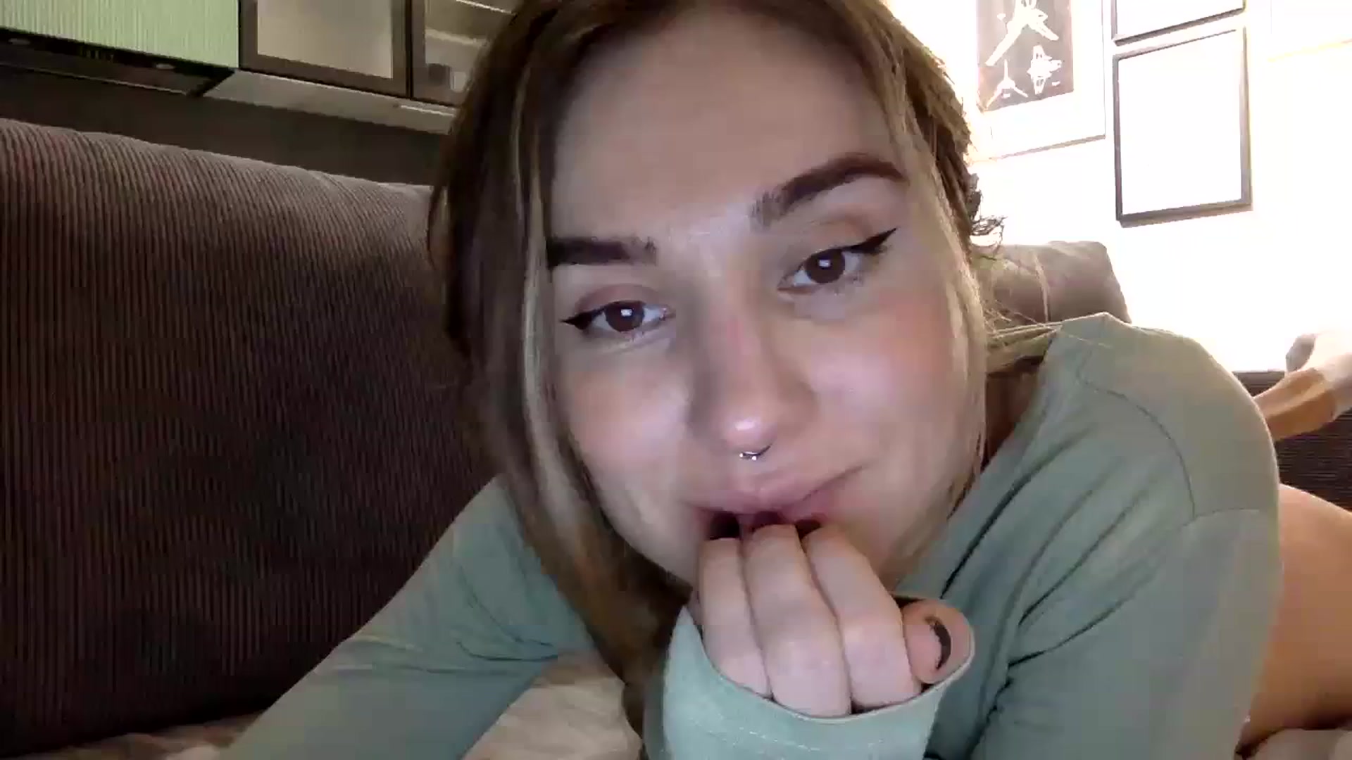 Gallery image thumbnail from EgoisticPuss's myfreecams stream on, 09/23/2023, 16:33 image 18 of 20