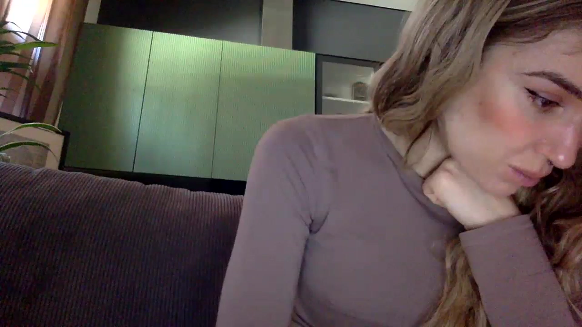Gallery image thumbnail from EgoisticPuss's myfreecams stream on, 09/24/2023, 11:06 image 14 of 20