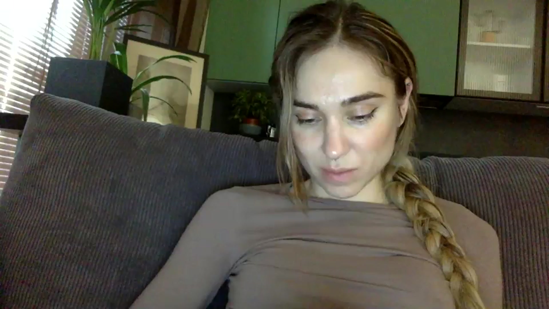 Gallery image thumbnail from EgoisticPuss's myfreecams stream on, 09/24/2023, 13:39 image 19 of 20